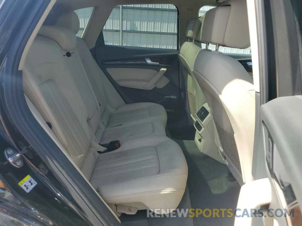 11 Фотография поврежденного автомобиля WA1BNAFY5K2085626 AUDI Q5 2019