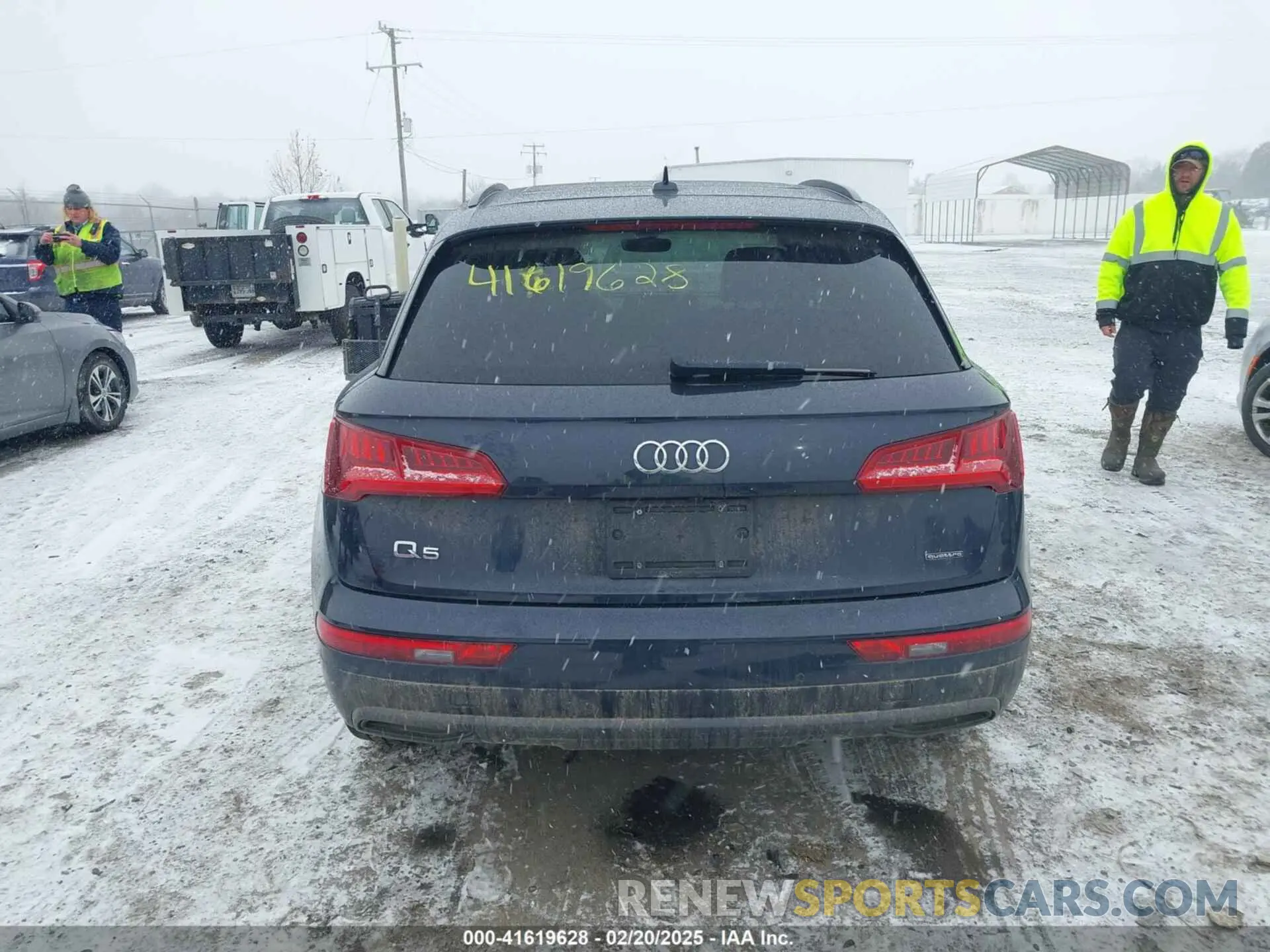 17 Фотография поврежденного автомобиля WA1BNAFY5K2094343 AUDI Q5 2019