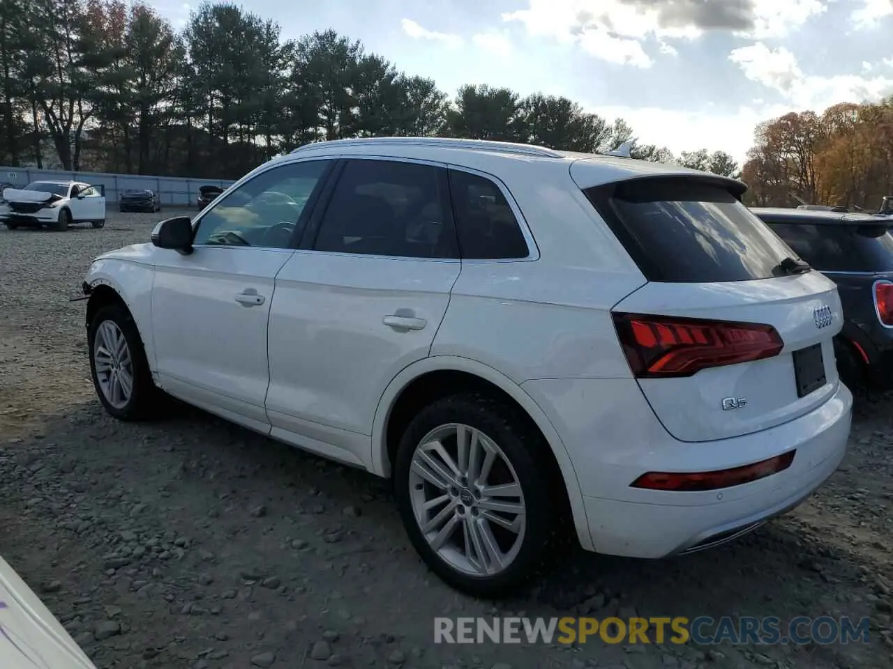 2 Photograph of a damaged car WA1BNAFY6K2088843 AUDI Q5 2019