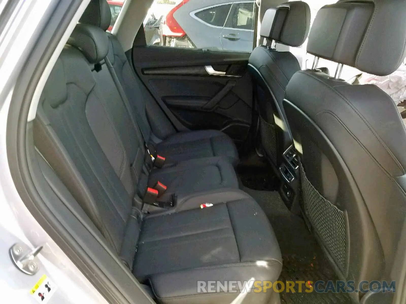 6 Photograph of a damaged car WA1BNAFY6K2091533 AUDI Q5 2019