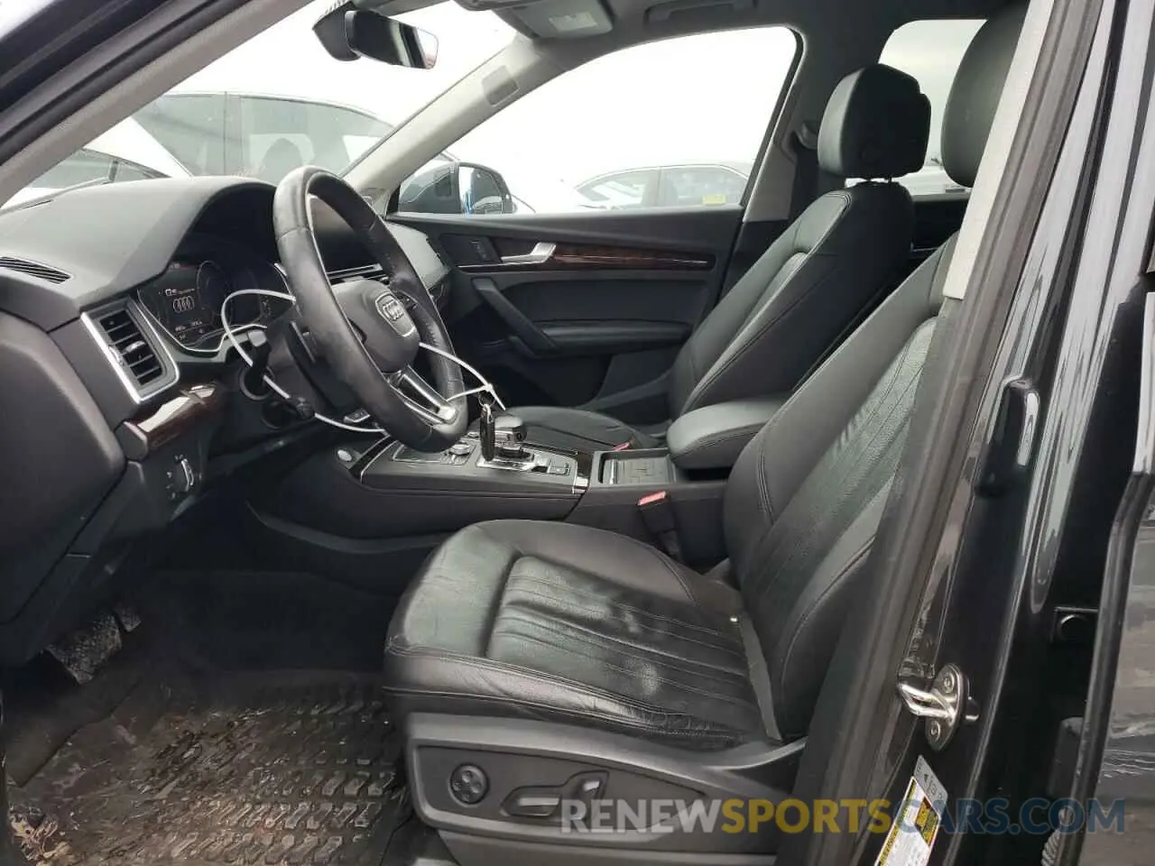 7 Фотография поврежденного автомобиля WA1BNAFY6K2101462 AUDI Q5 2019