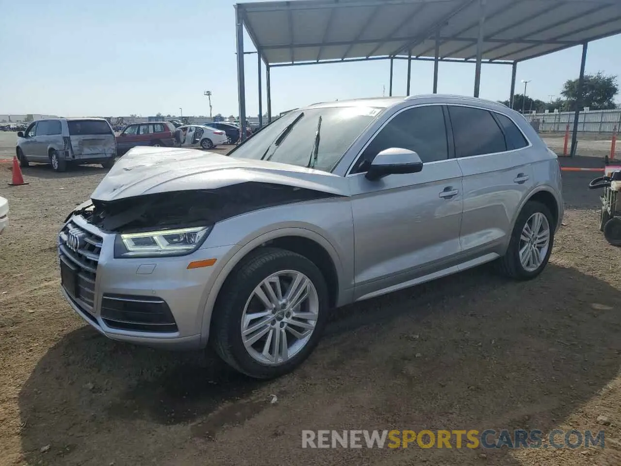 1 Photograph of a damaged car WA1BNAFY6K2111330 AUDI Q5 2019