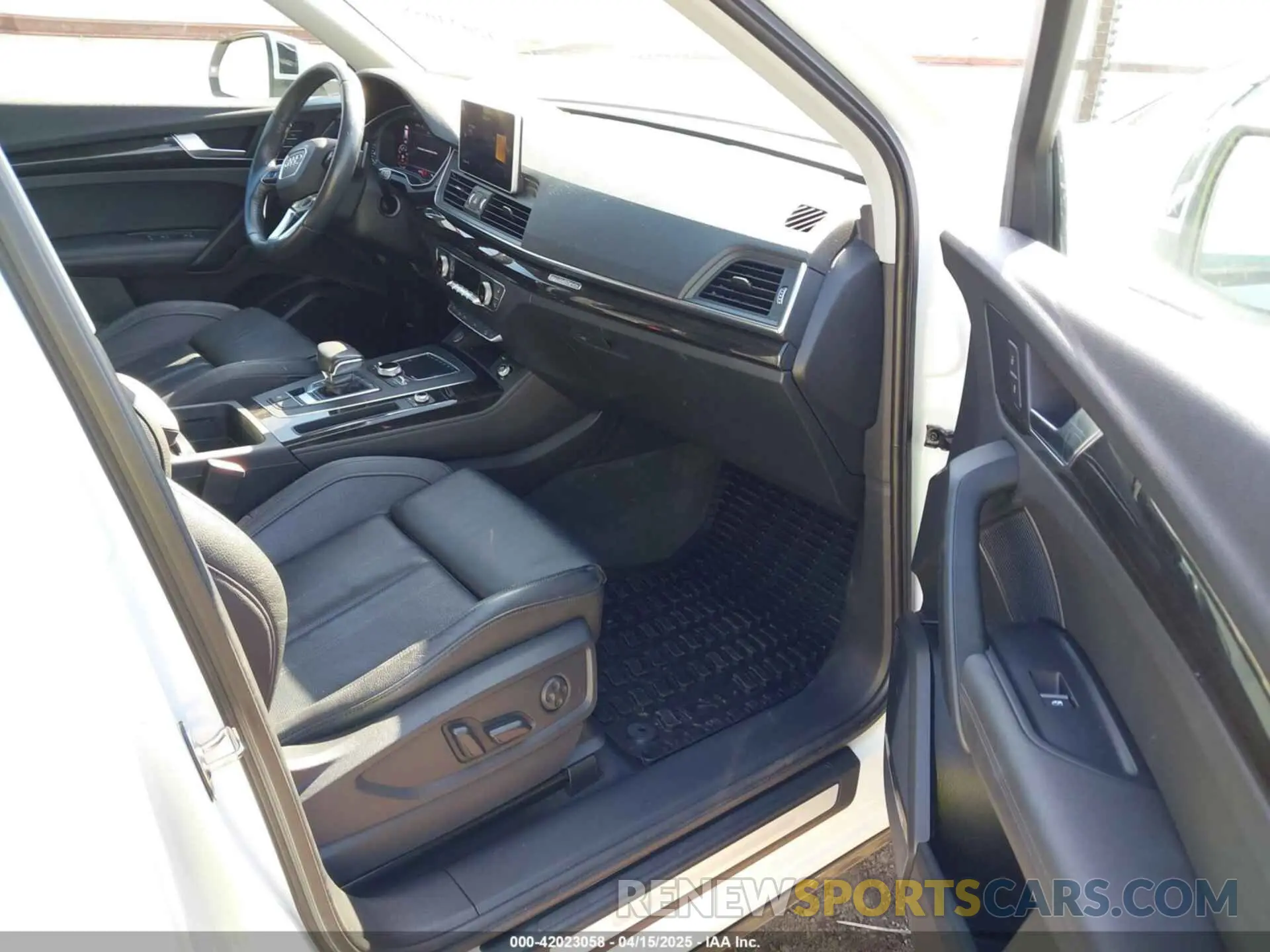 5 Фотография поврежденного автомобиля WA1BNAFY6K2119041 AUDI Q5 2019