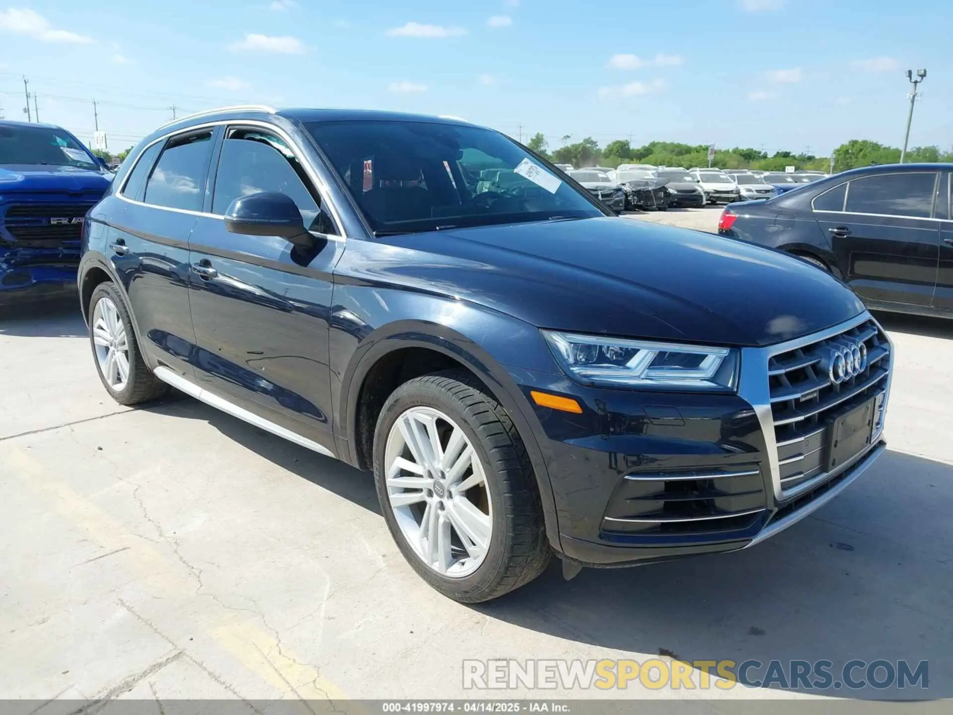 1 Фотография поврежденного автомобиля WA1BNAFY7K2022057 AUDI Q5 2019