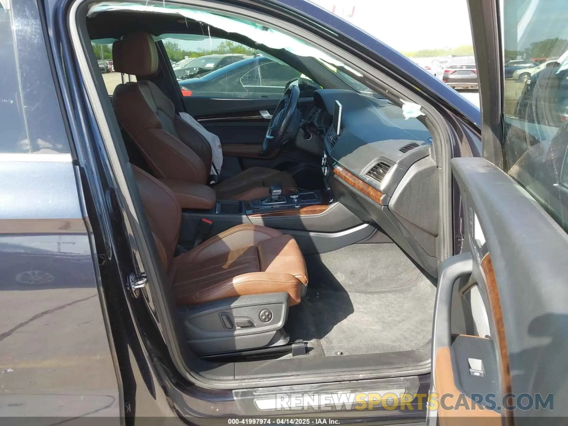 5 Фотография поврежденного автомобиля WA1BNAFY7K2022057 AUDI Q5 2019
