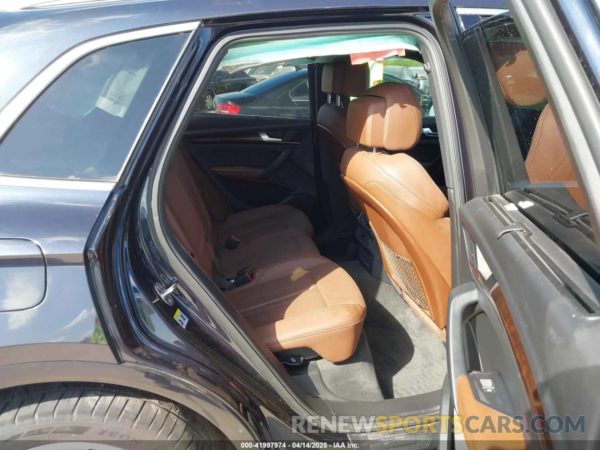 8 Фотография поврежденного автомобиля WA1BNAFY7K2022057 AUDI Q5 2019