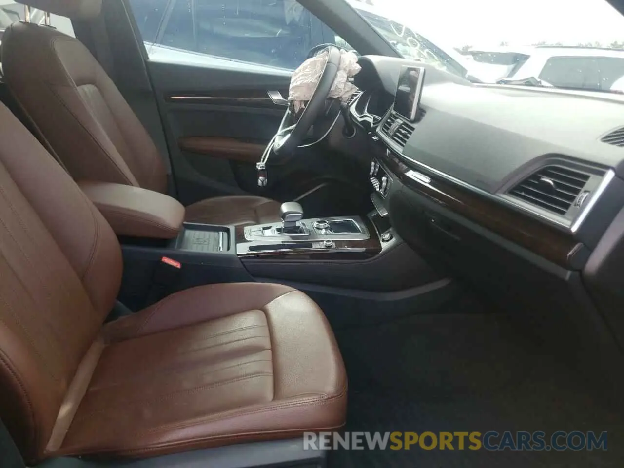 5 Photograph of a damaged car WA1BNAFY7K2036413 AUDI Q5 2019