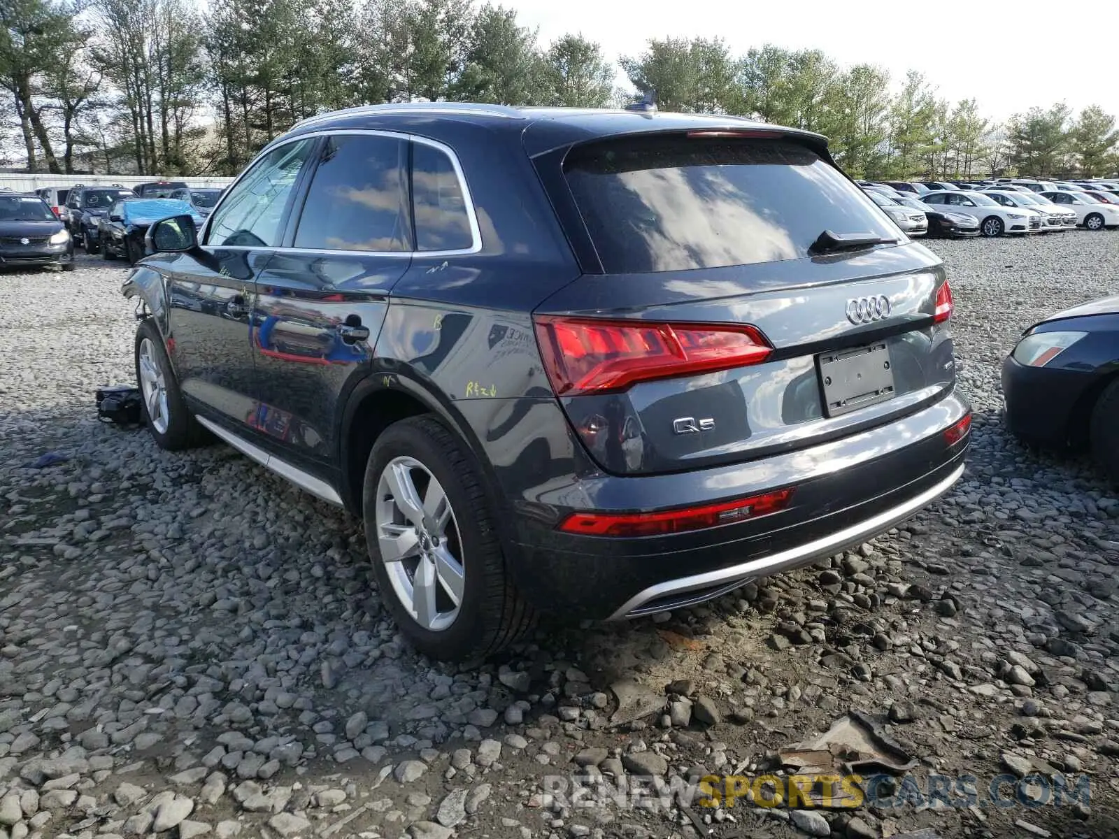3 Photograph of a damaged car WA1BNAFY7K2045550 AUDI Q5 2019