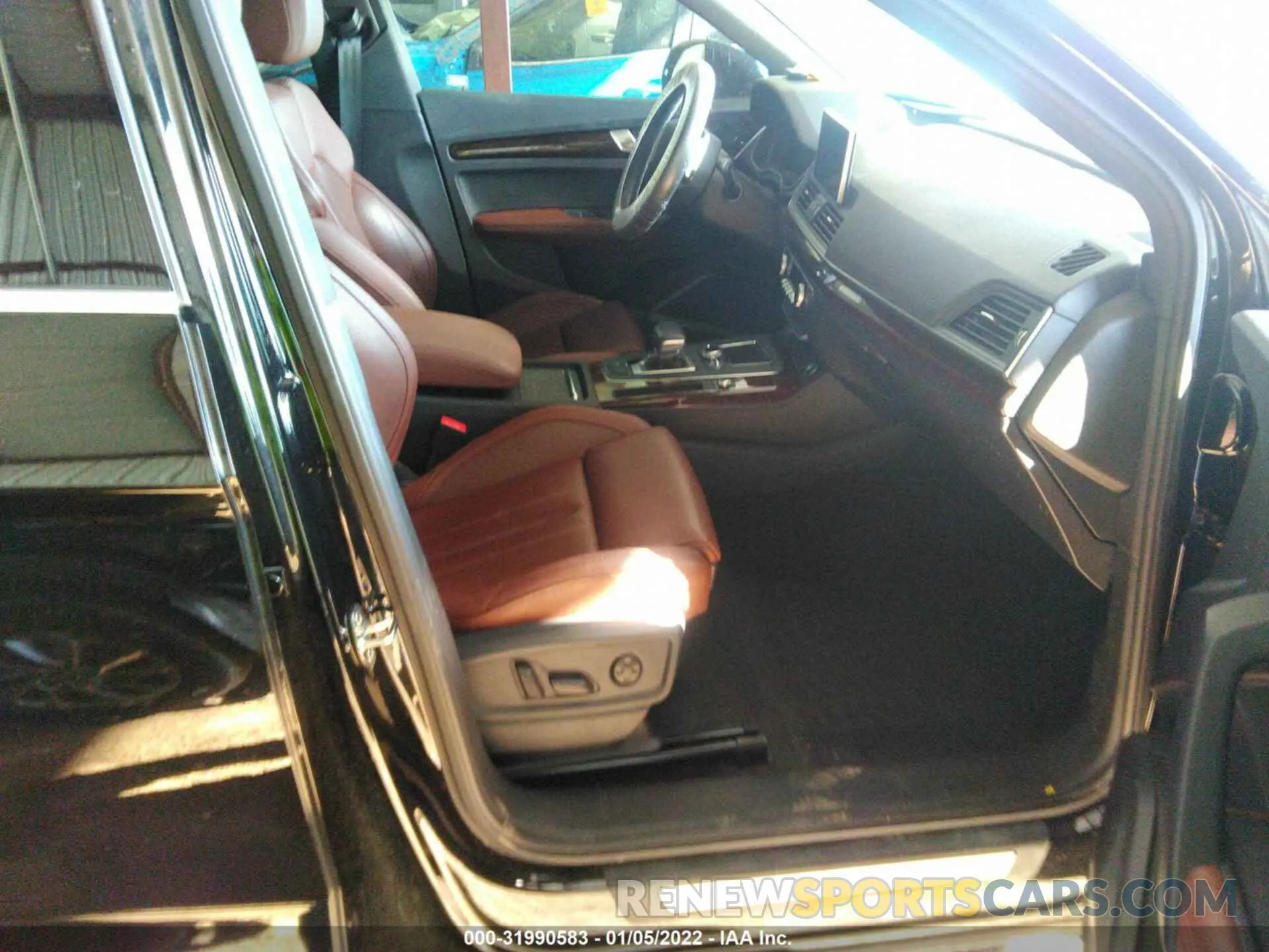 5 Photograph of a damaged car WA1BNAFY7K2052255 AUDI Q5 2019