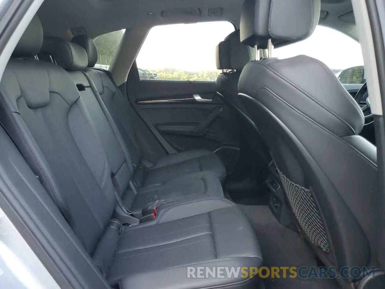 11 Photograph of a damaged car WA1BNAFY7K2052546 AUDI Q5 2019