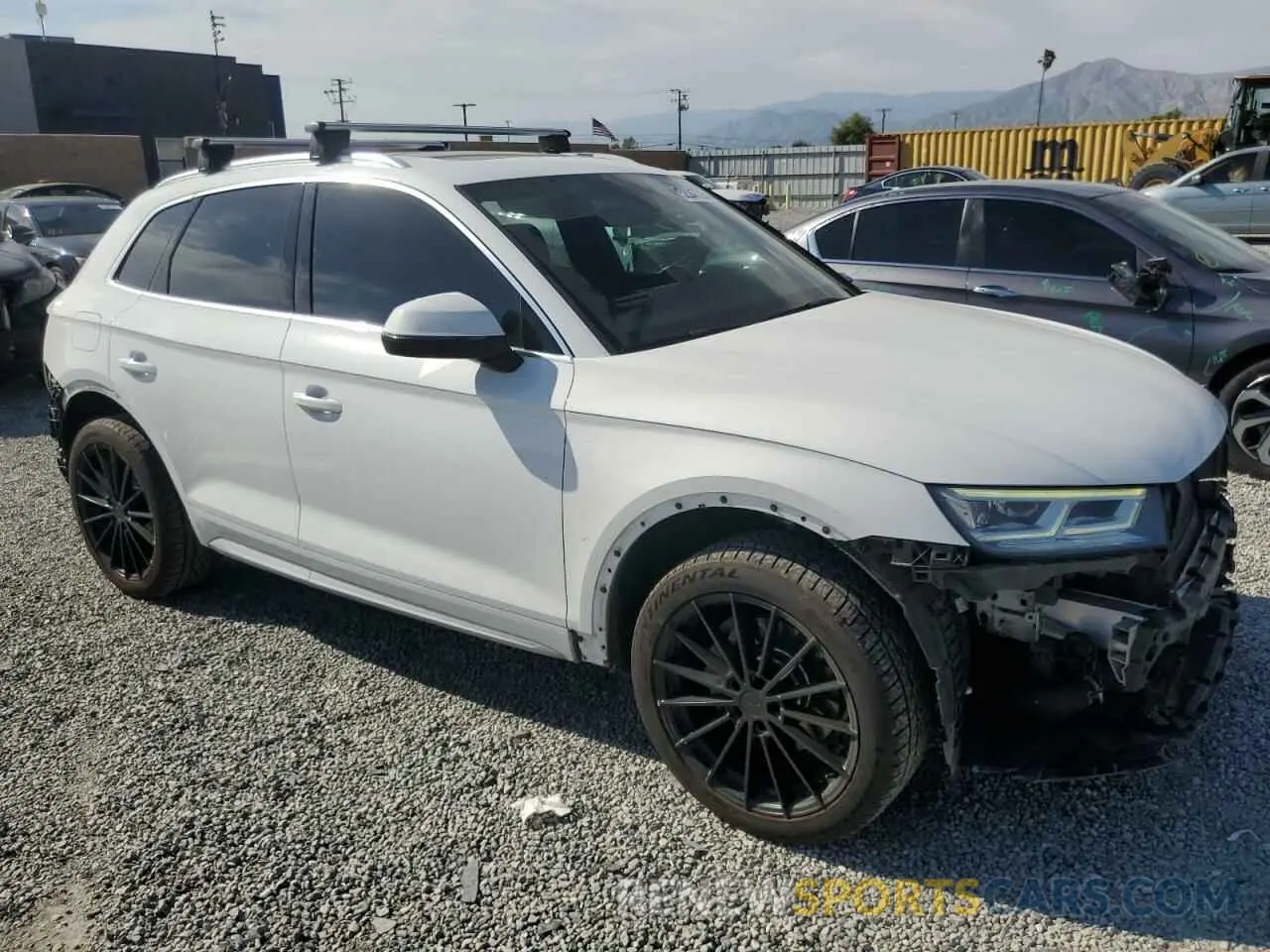 4 Фотография поврежденного автомобиля WA1BNAFY7K2053180 AUDI Q5 2019