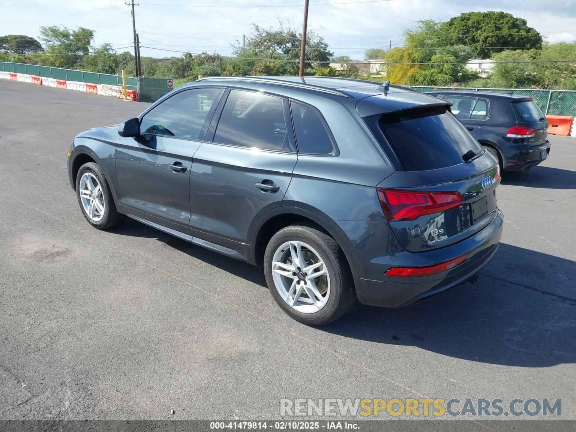 3 Фотография поврежденного автомобиля WA1BNAFY7K2067970 AUDI Q5 2019
