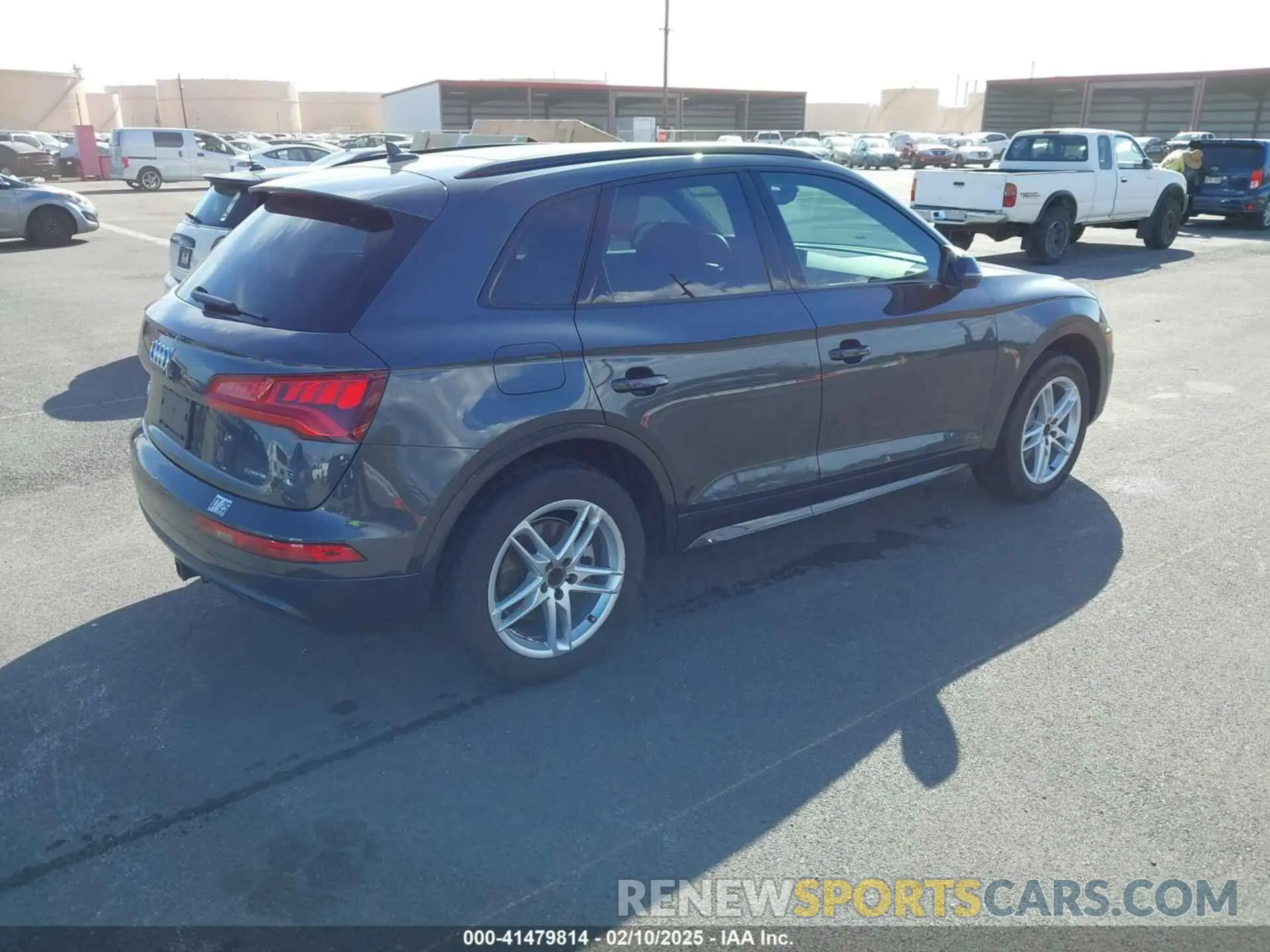 4 Фотография поврежденного автомобиля WA1BNAFY7K2067970 AUDI Q5 2019