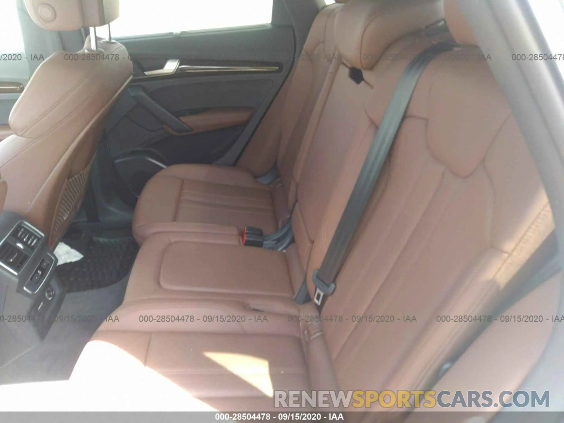 8 Photograph of a damaged car WA1BNAFY7K2091590 AUDI Q5 2019