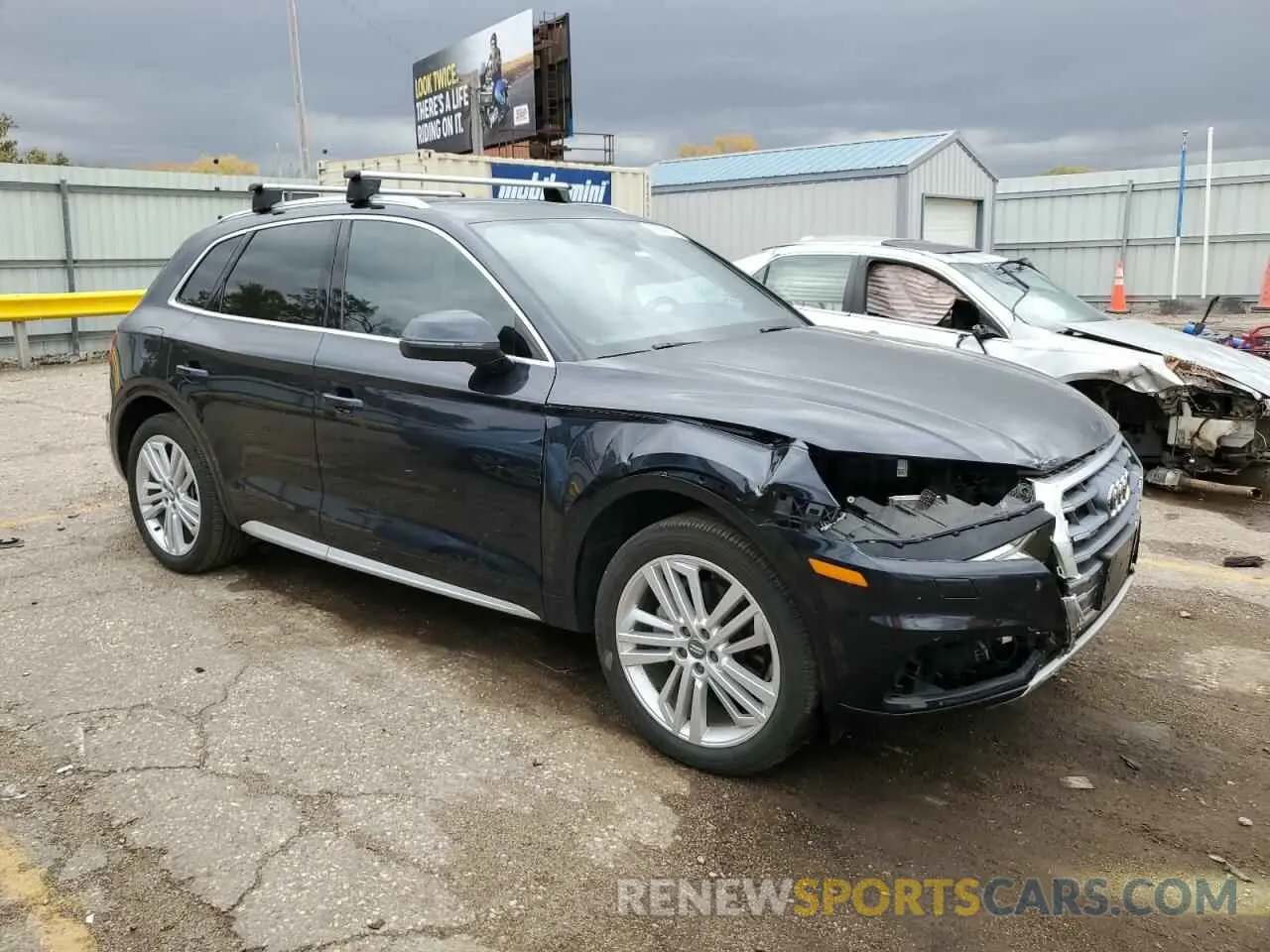 4 Photograph of a damaged car WA1BNAFY8K2032211 AUDI Q5 2019