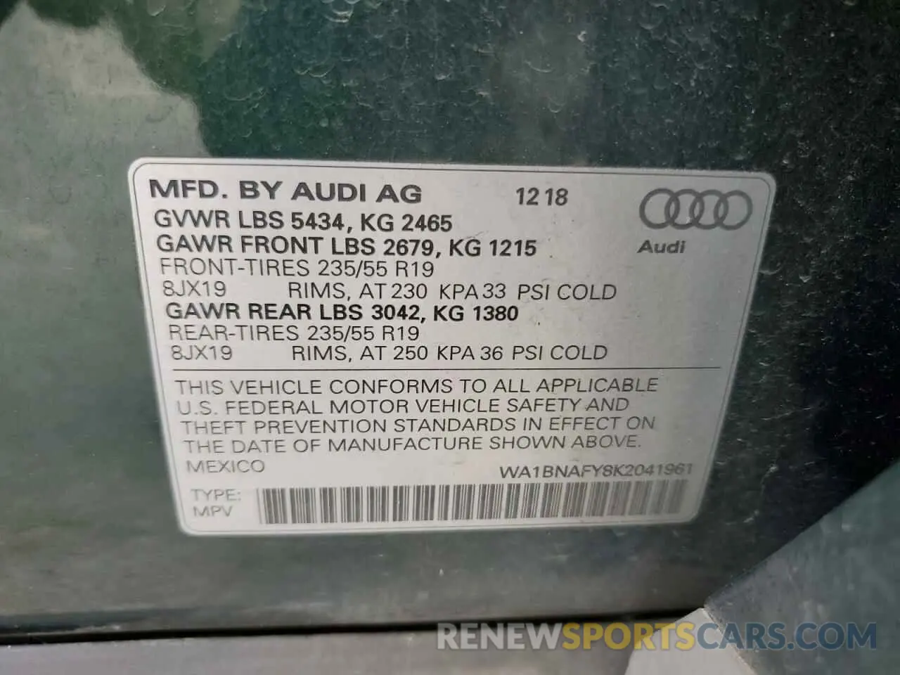 16 Photograph of a damaged car WA1BNAFY8K2041961 AUDI Q5 2019