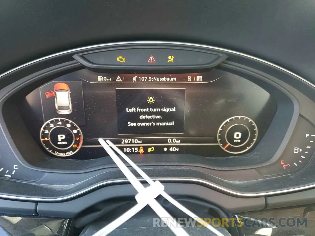9 Photograph of a damaged car WA1BNAFY8K2082171 AUDI Q5 2019