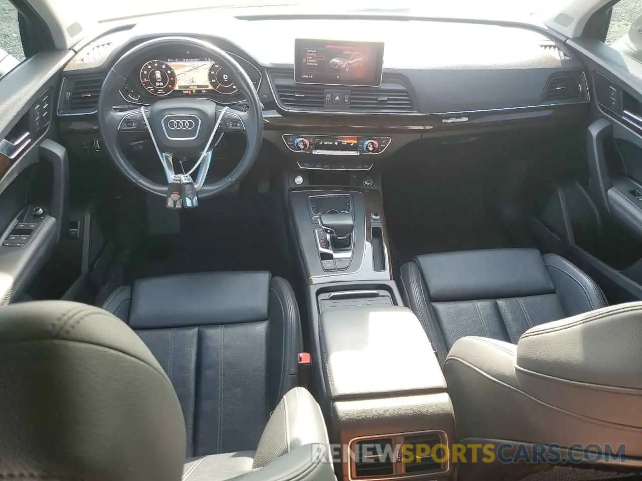 8 Photograph of a damaged car WA1BNAFY9K2121348 AUDI Q5 2019