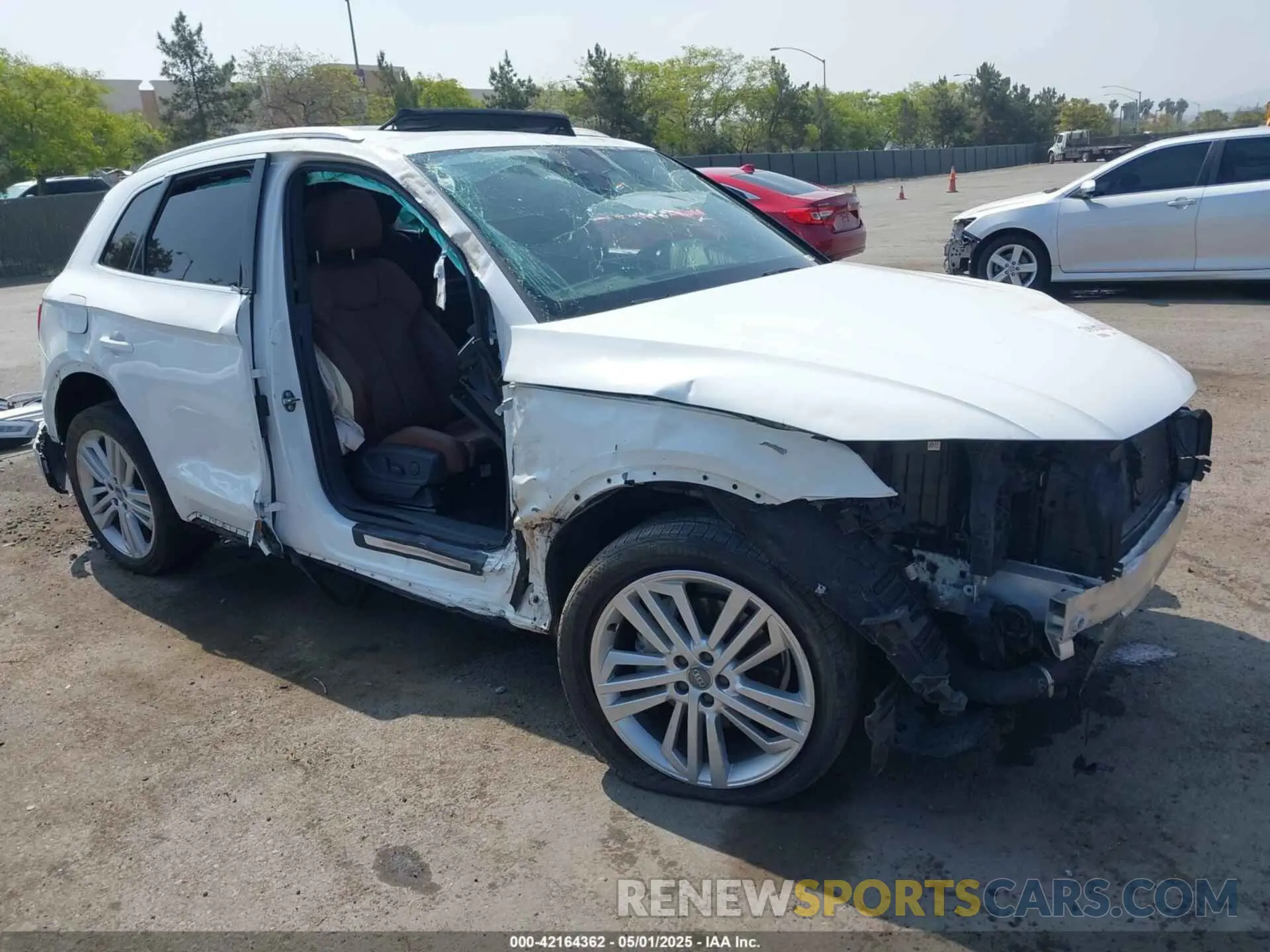 1 Фотография поврежденного автомобиля WA1BNAFY9K2124525 AUDI Q5 2019