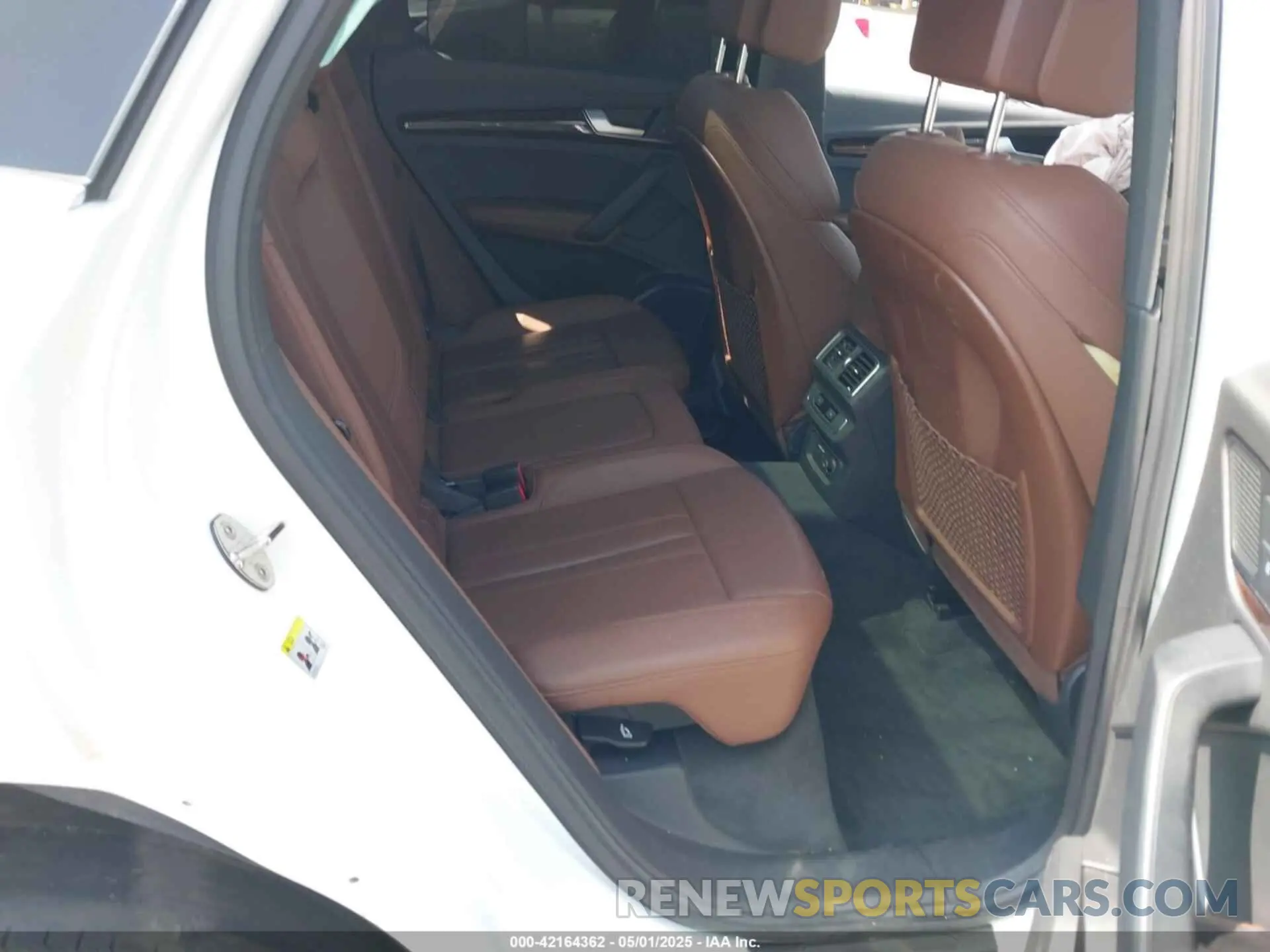 8 Фотография поврежденного автомобиля WA1BNAFY9K2124525 AUDI Q5 2019