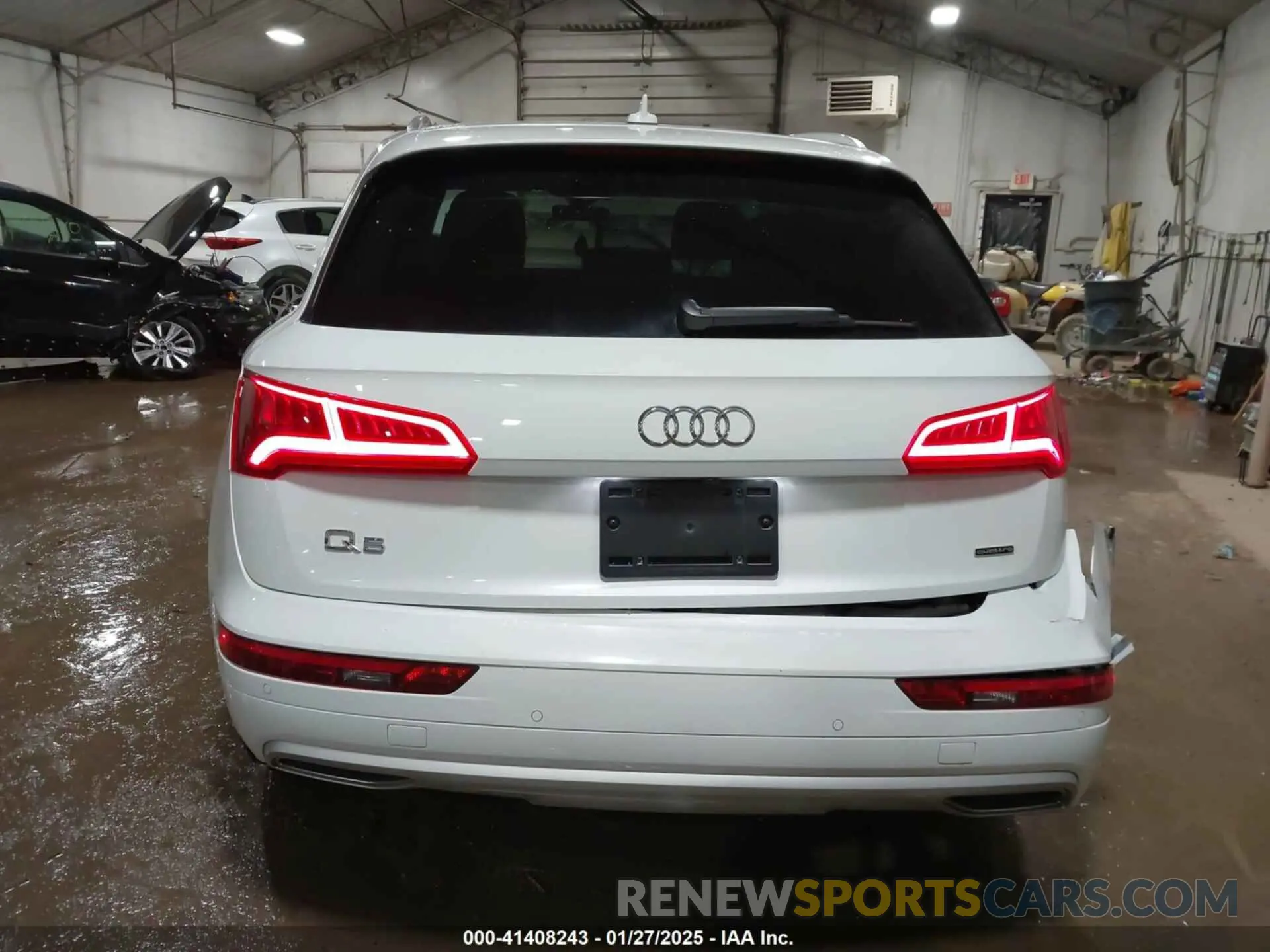 16 Фотография поврежденного автомобиля WA1BNAFYXK2060057 AUDI Q5 2019