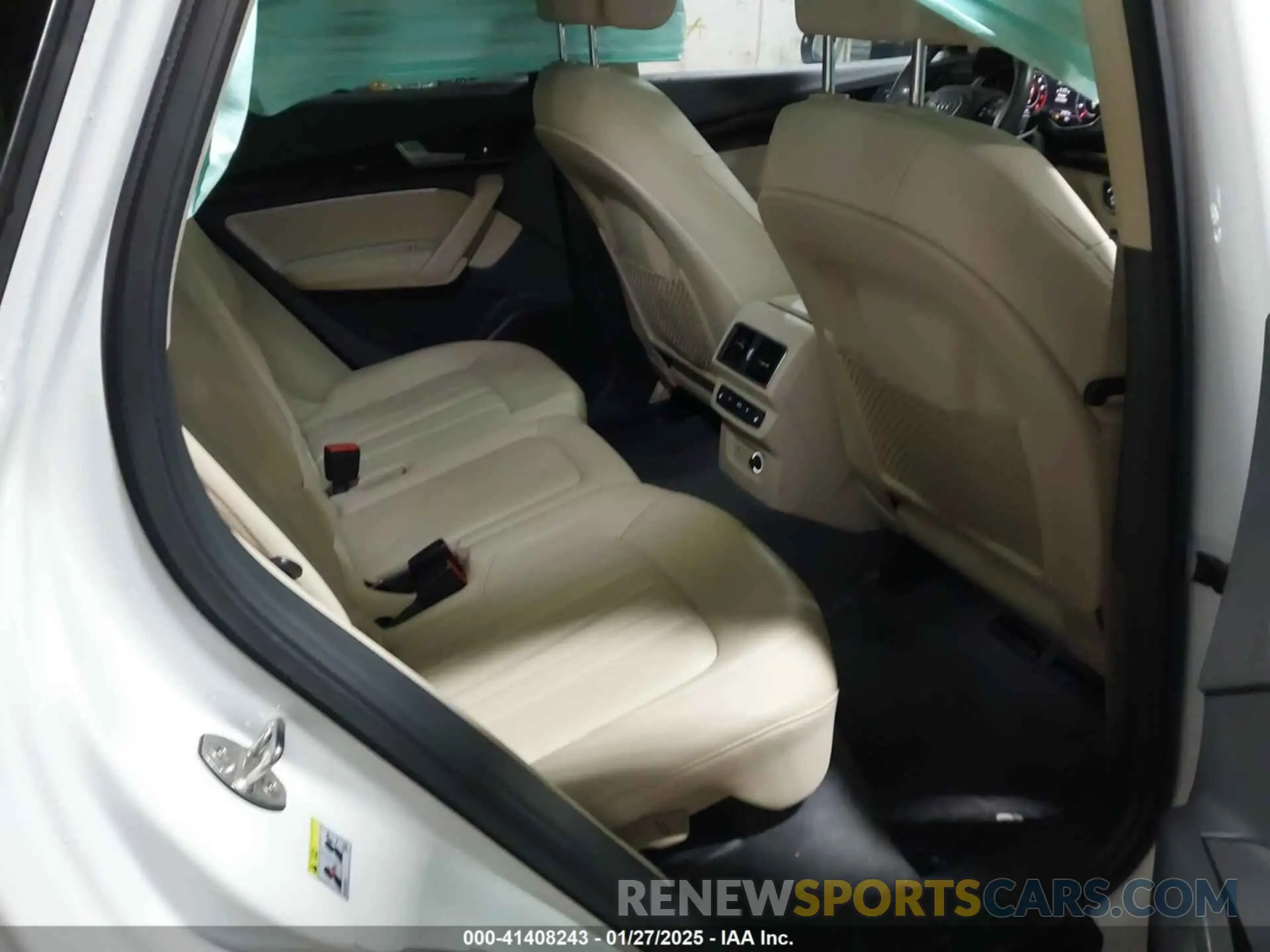 8 Фотография поврежденного автомобиля WA1BNAFYXK2060057 AUDI Q5 2019