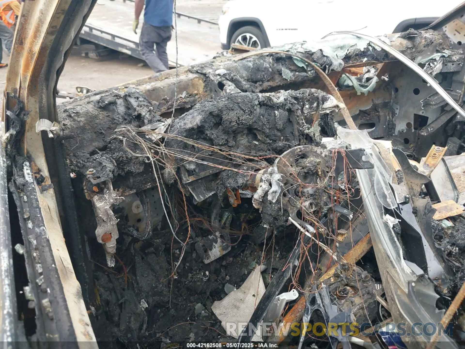 7 Photograph of a damaged car WA1BNAFYXK2082219 AUDI Q5 2019