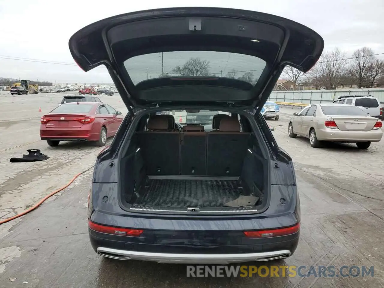 6 Фотография поврежденного автомобиля WA1CNAFY1K2054569 AUDI Q5 2019