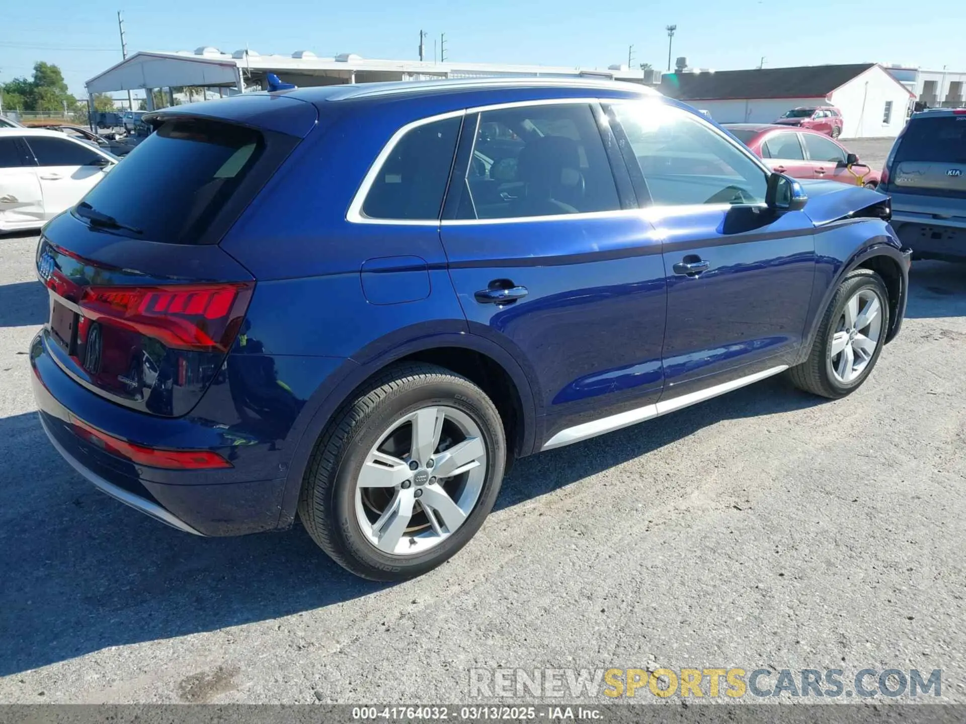 4 Photograph of a damaged car WA1CNAFY4K2021839 AUDI Q5 2019