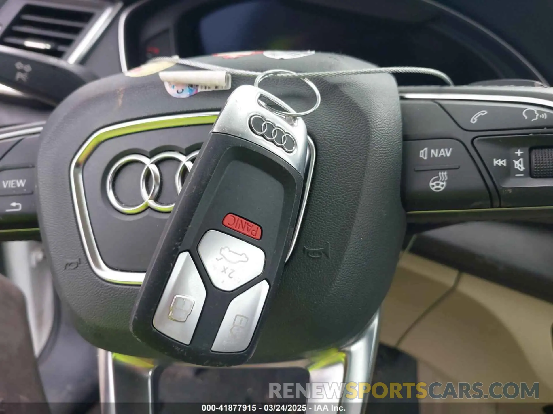 11 Photograph of a damaged car WA1CNAFY5K2057135 AUDI Q5 2019