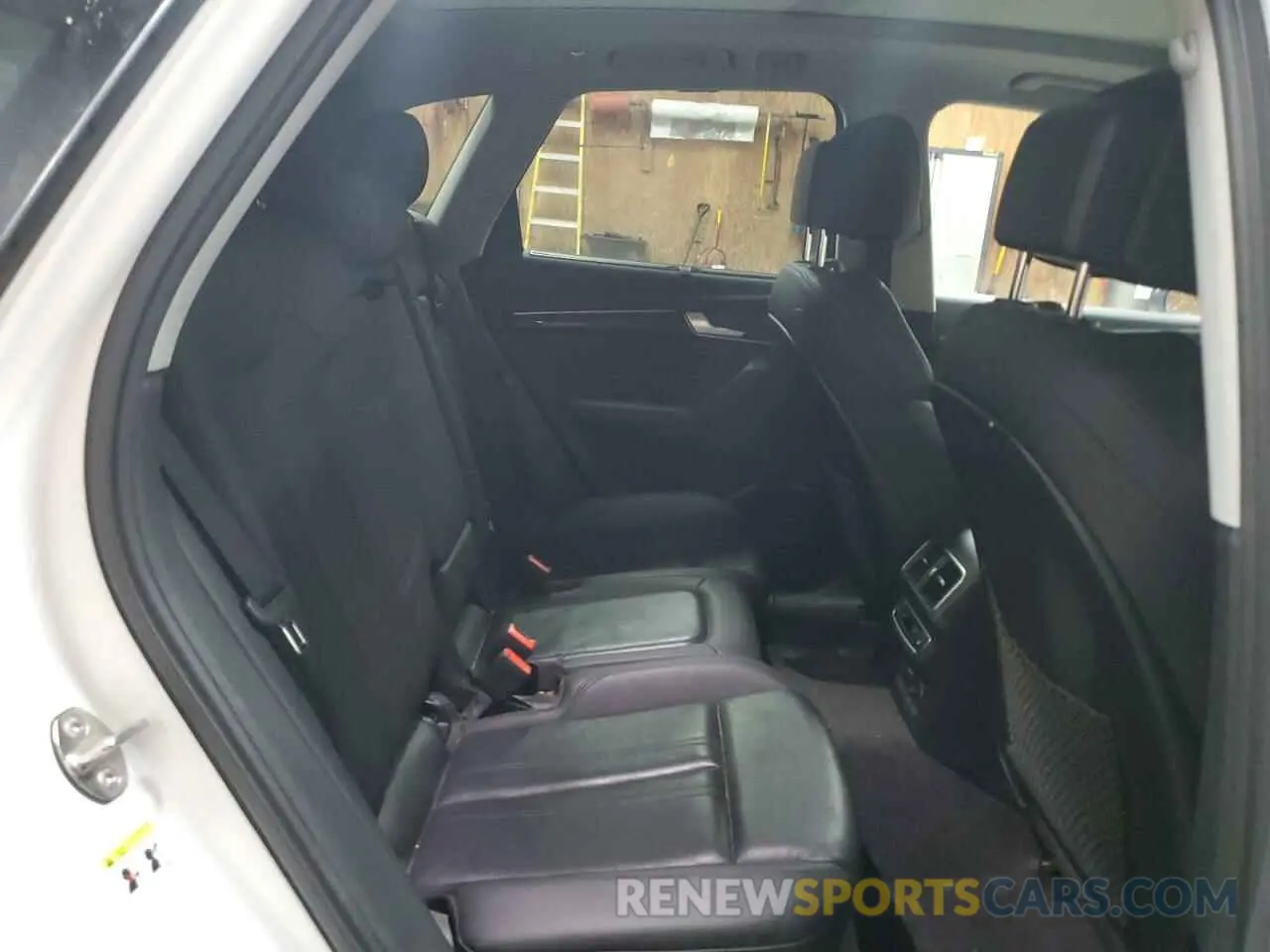 11 Фотография поврежденного автомобиля WA1CNAFY6K2096882 AUDI Q5 2019