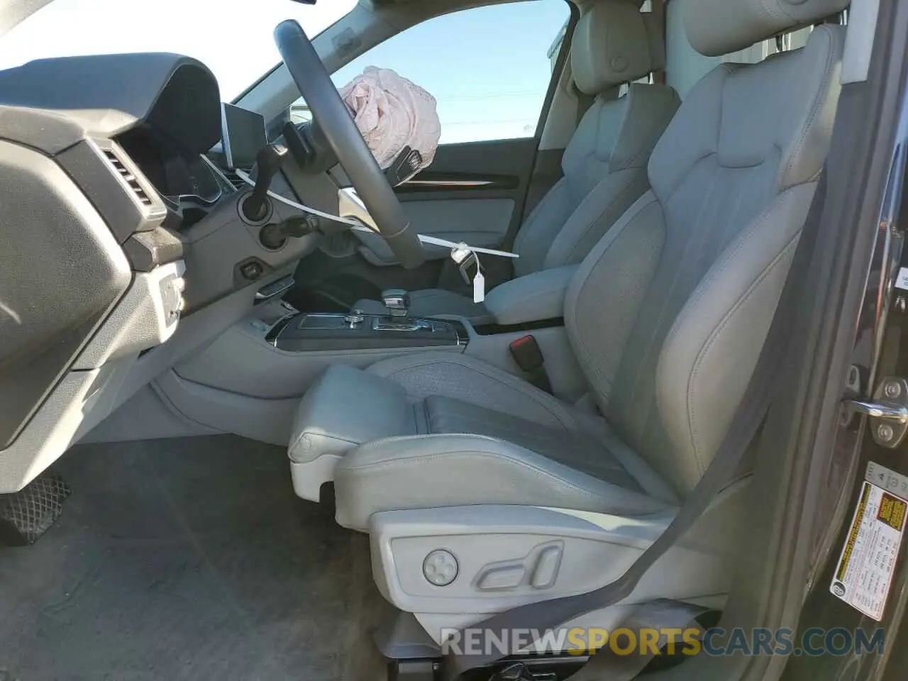 7 Photograph of a damaged car WA1CNAFY7K2094459 AUDI Q5 2019