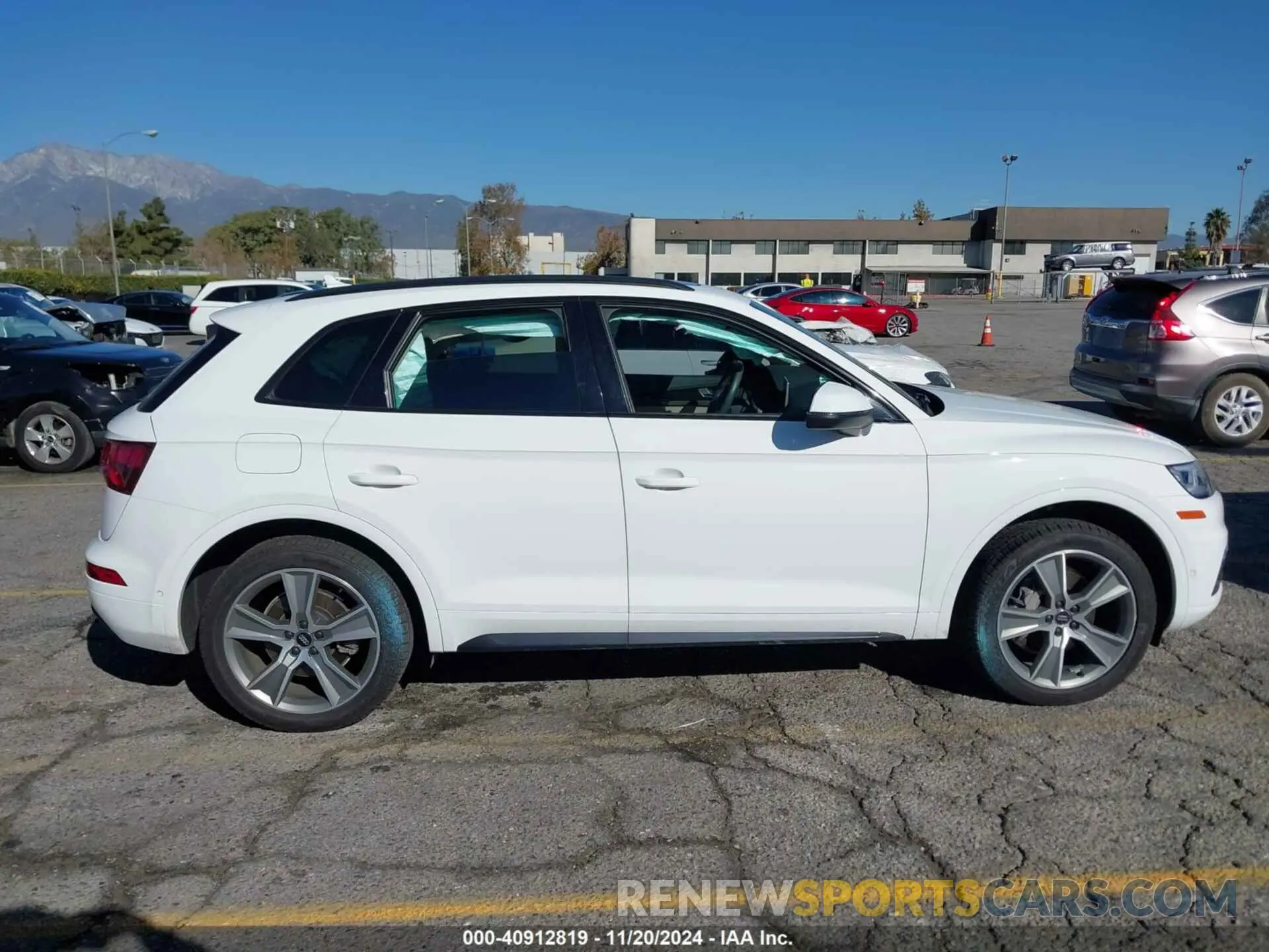 13 Фотография поврежденного автомобиля WA1CNAFY8K2125542 AUDI Q5 2019