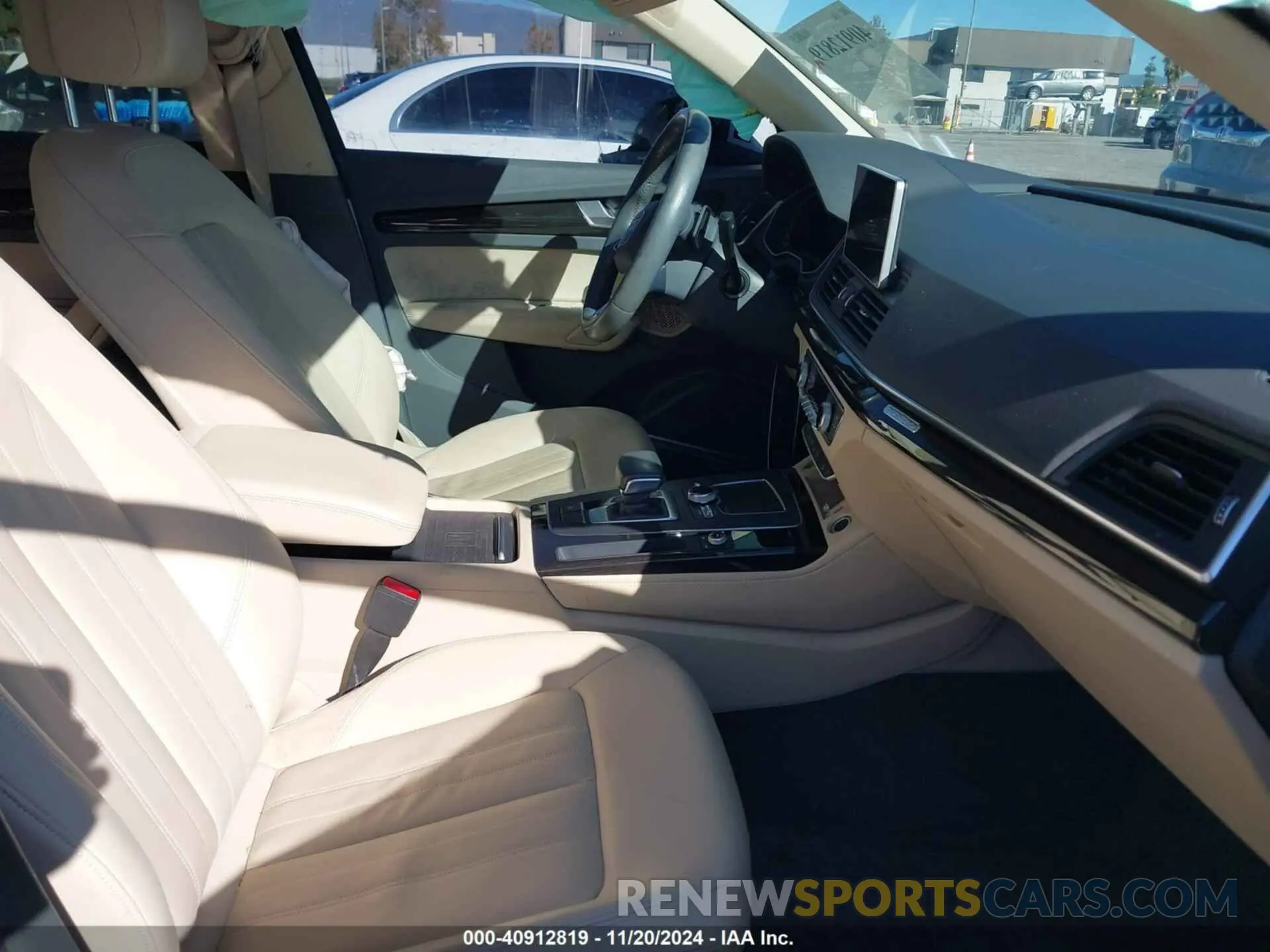 5 Фотография поврежденного автомобиля WA1CNAFY8K2125542 AUDI Q5 2019