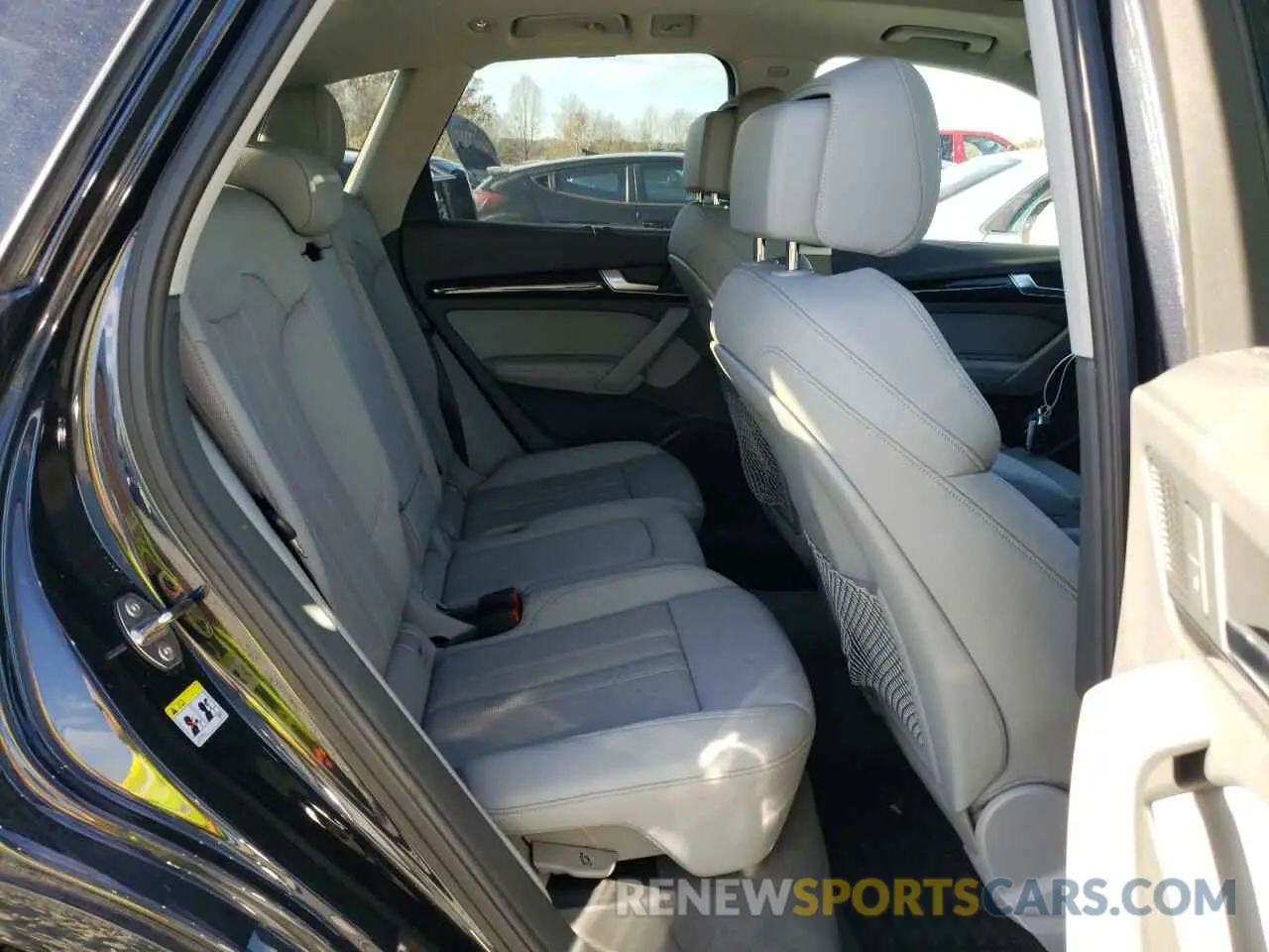 11 Photograph of a damaged car WA1CNAFYXK2025054 AUDI Q5 2019