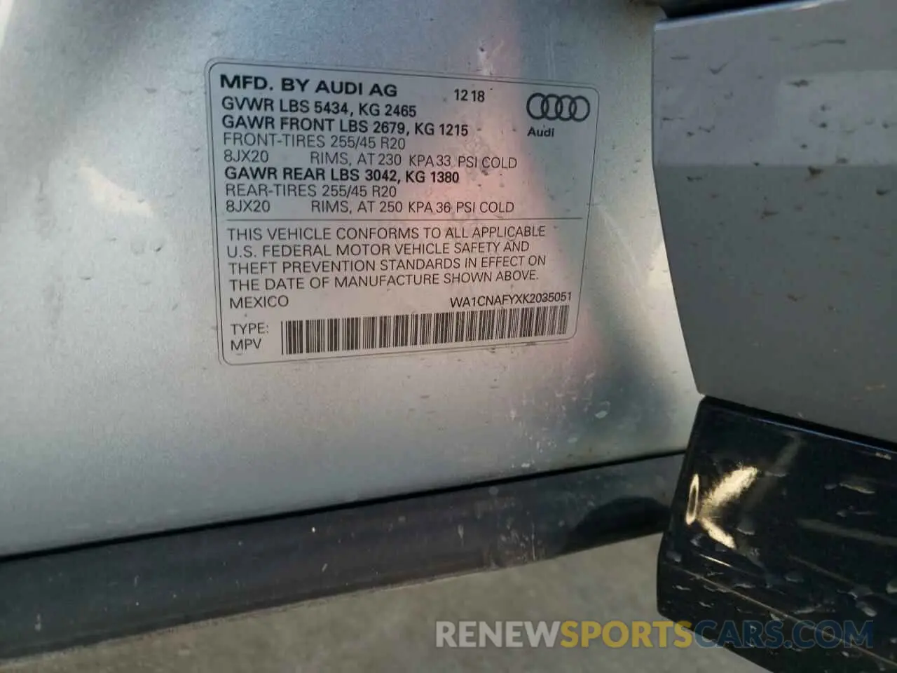12 Фотография поврежденного автомобиля WA1CNAFYXK2035051 AUDI Q5 2019