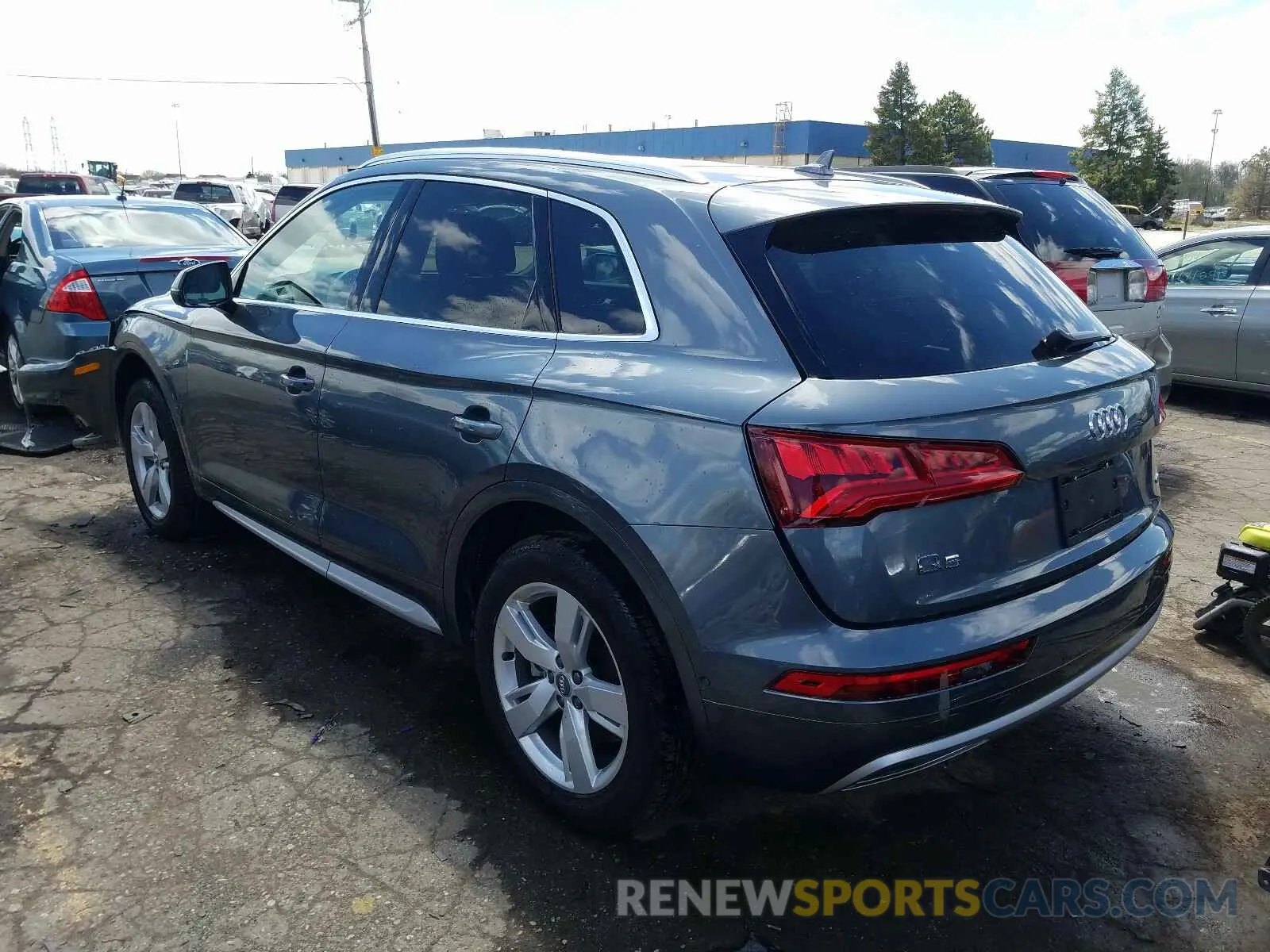 3 Photograph of a damaged car WA1CNBFYXK2129078 AUDI Q5 2019