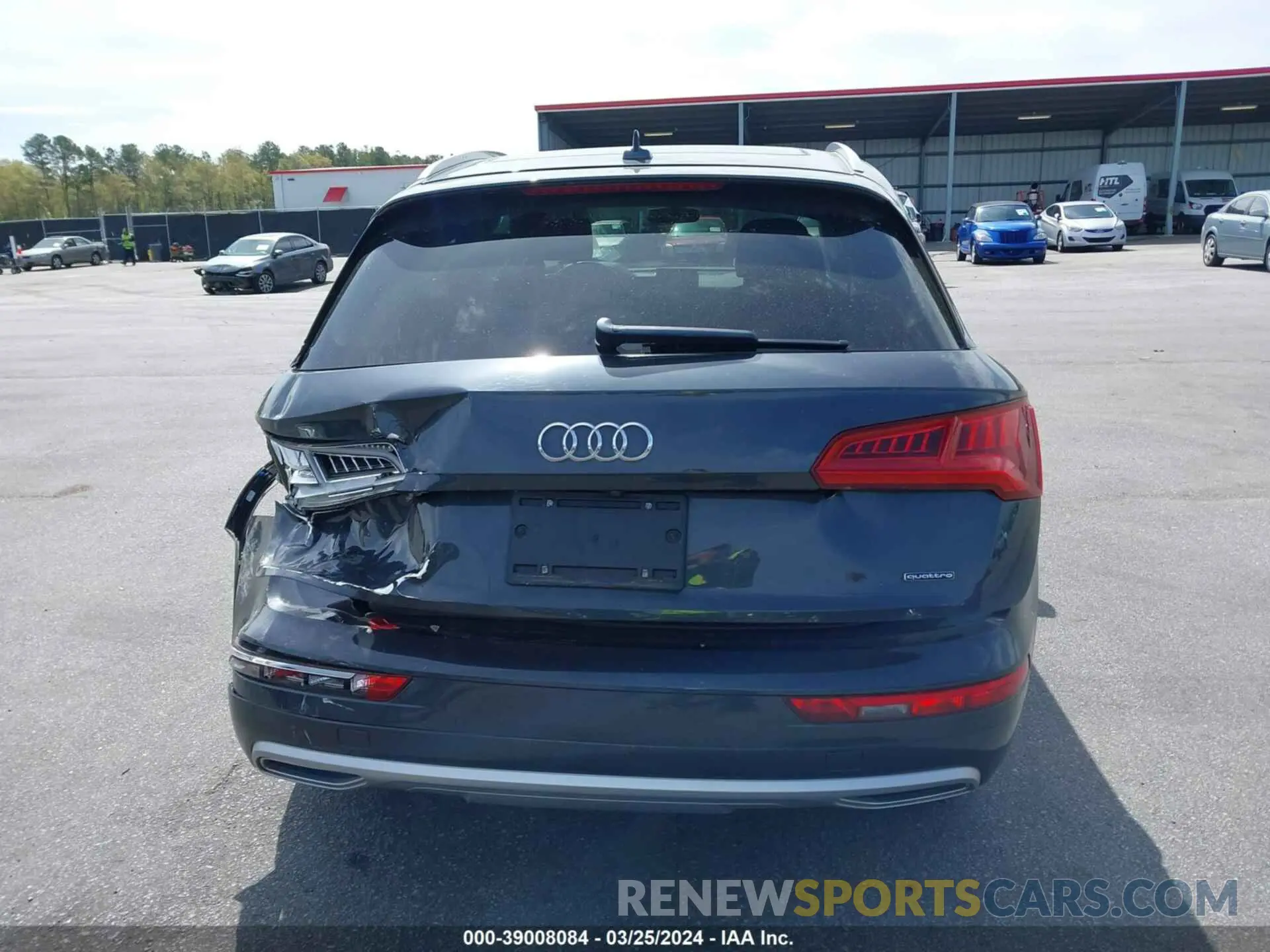 16 Photograph of a damaged car WA1ANAFY0L2019904 AUDI Q5 2020