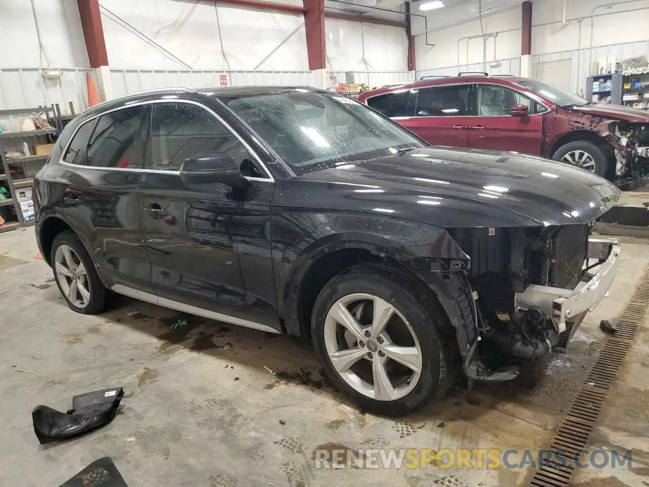 4 Photograph of a damaged car WA1ANAFY0L2032734 AUDI Q5 2020