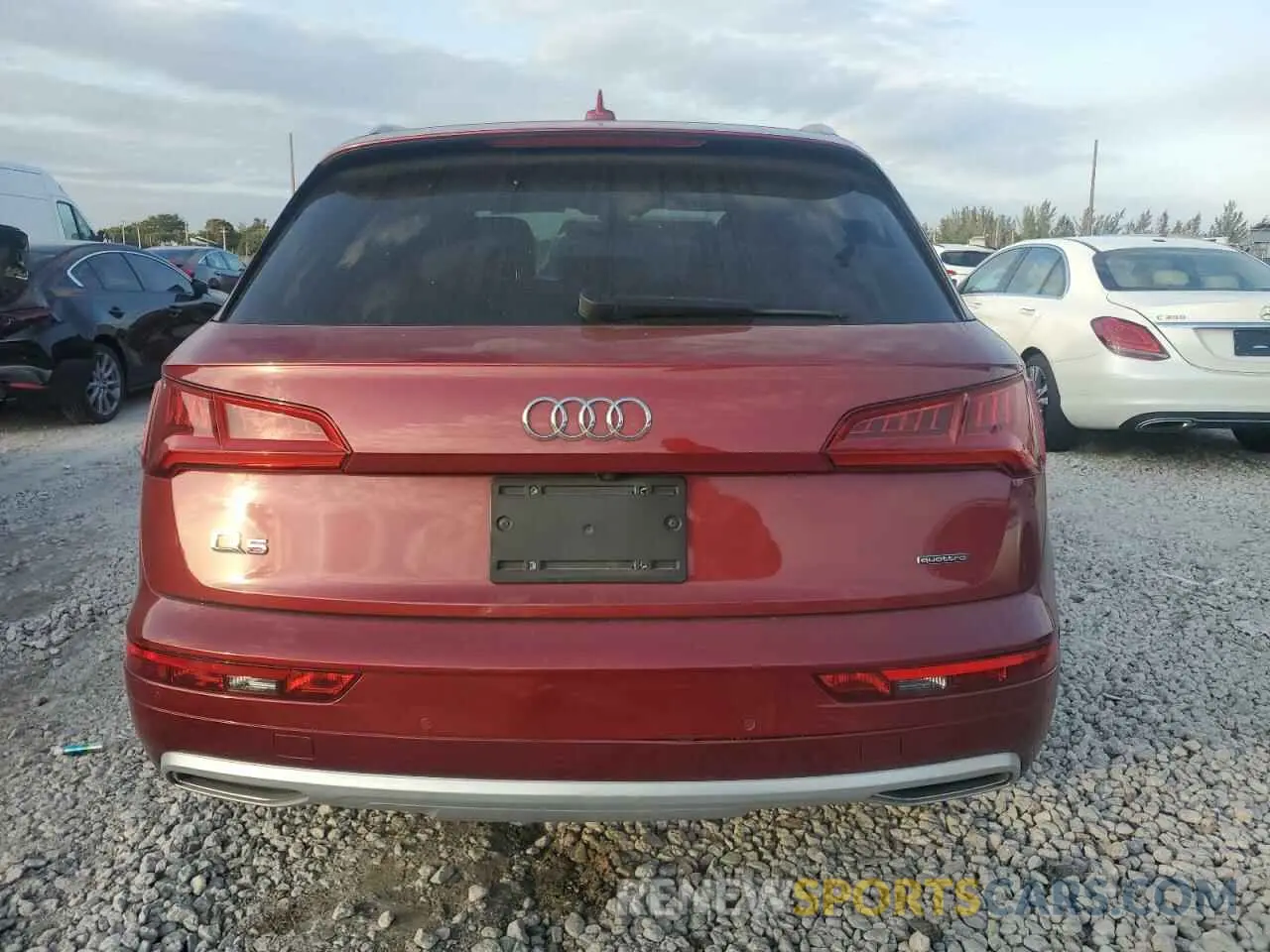 6 Photograph of a damaged car WA1ANAFY0L2056676 AUDI Q5 2020