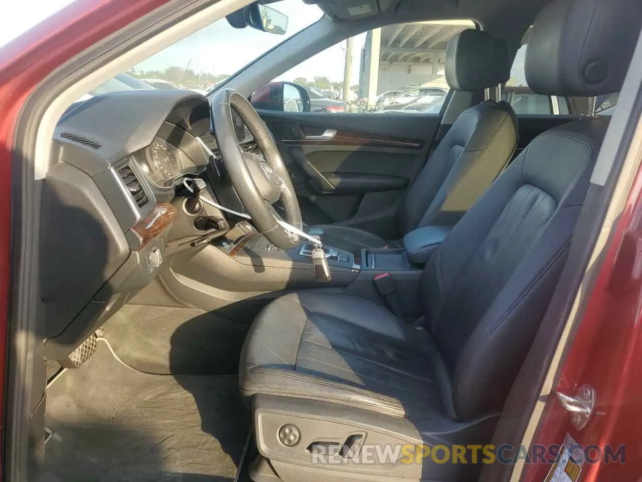 7 Photograph of a damaged car WA1ANAFY0L2056676 AUDI Q5 2020