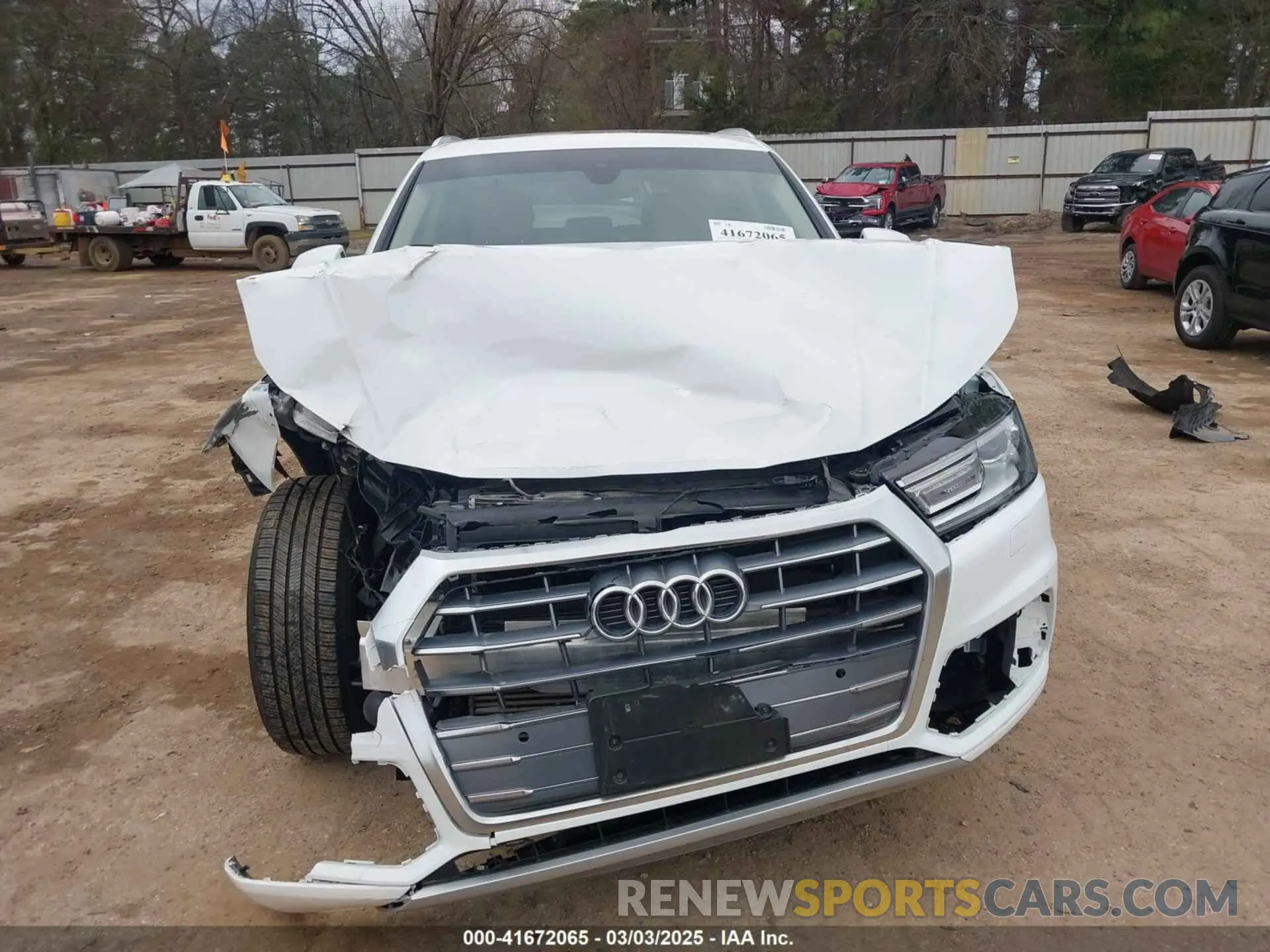 13 Photograph of a damaged car WA1ANAFY0L2071405 AUDI Q5 2020