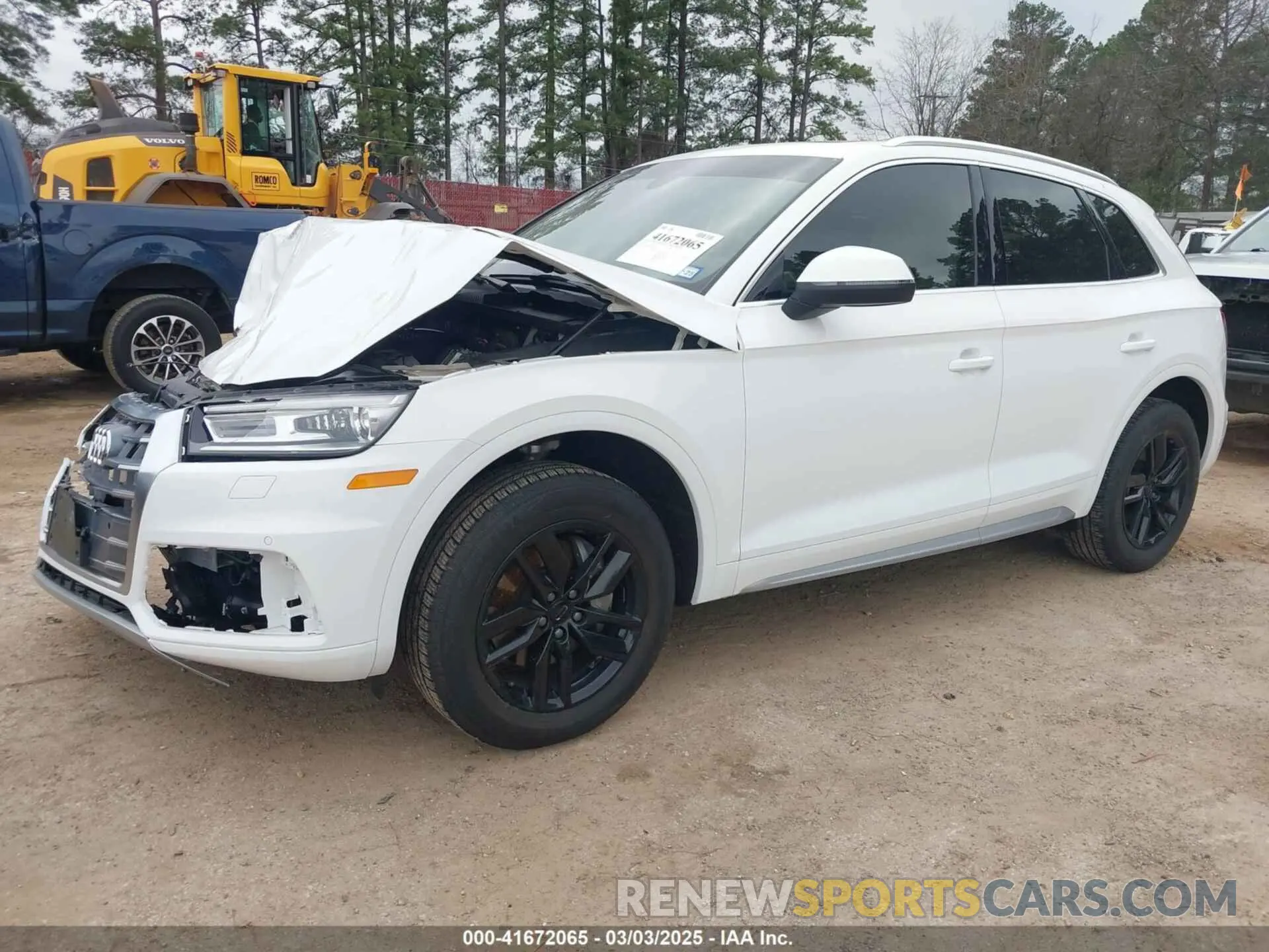 2 Photograph of a damaged car WA1ANAFY0L2071405 AUDI Q5 2020