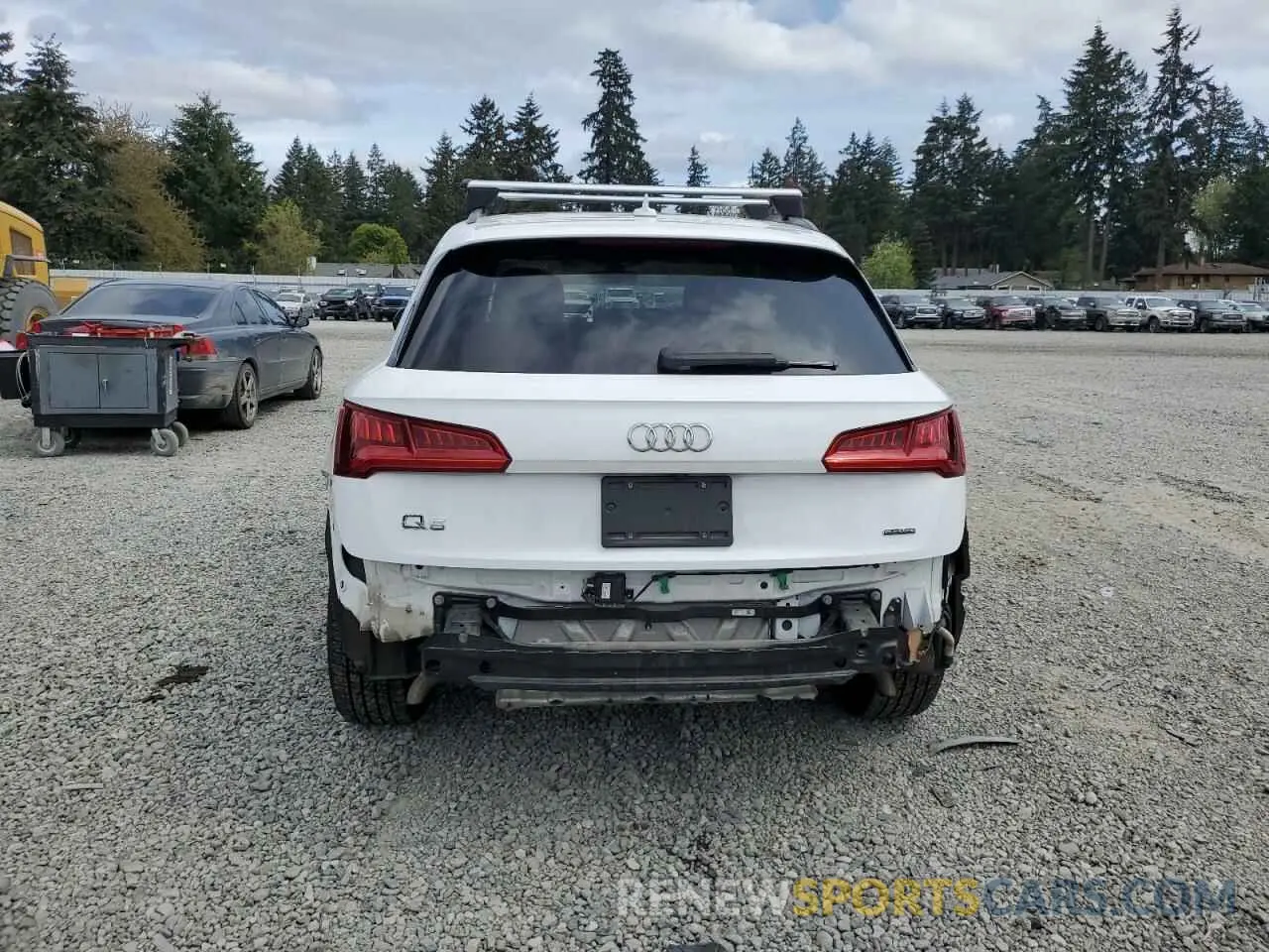 6 Photograph of a damaged car WA1ANAFY0L2106587 AUDI Q5 2020