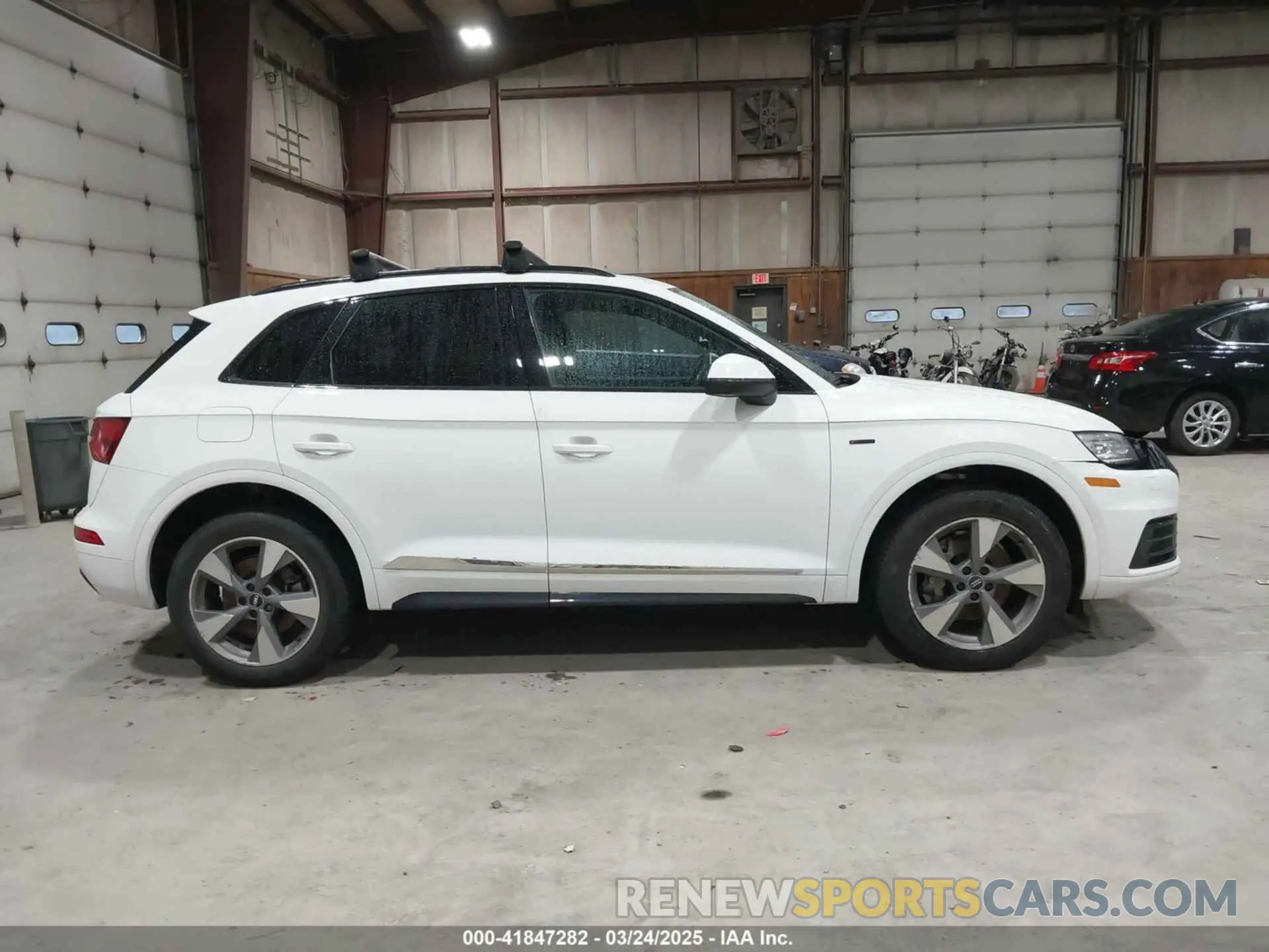 13 Фотография поврежденного автомобиля WA1ANAFY0L2108758 AUDI Q5 2020