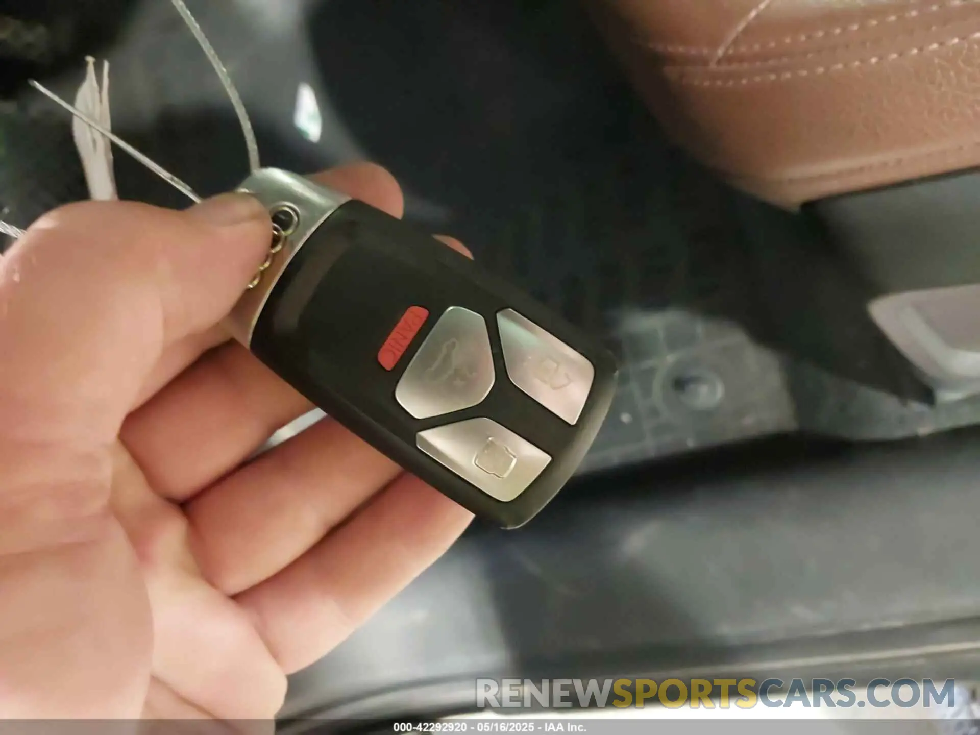 11 Photograph of a damaged car WA1ANAFY0L2114964 AUDI Q5 2020