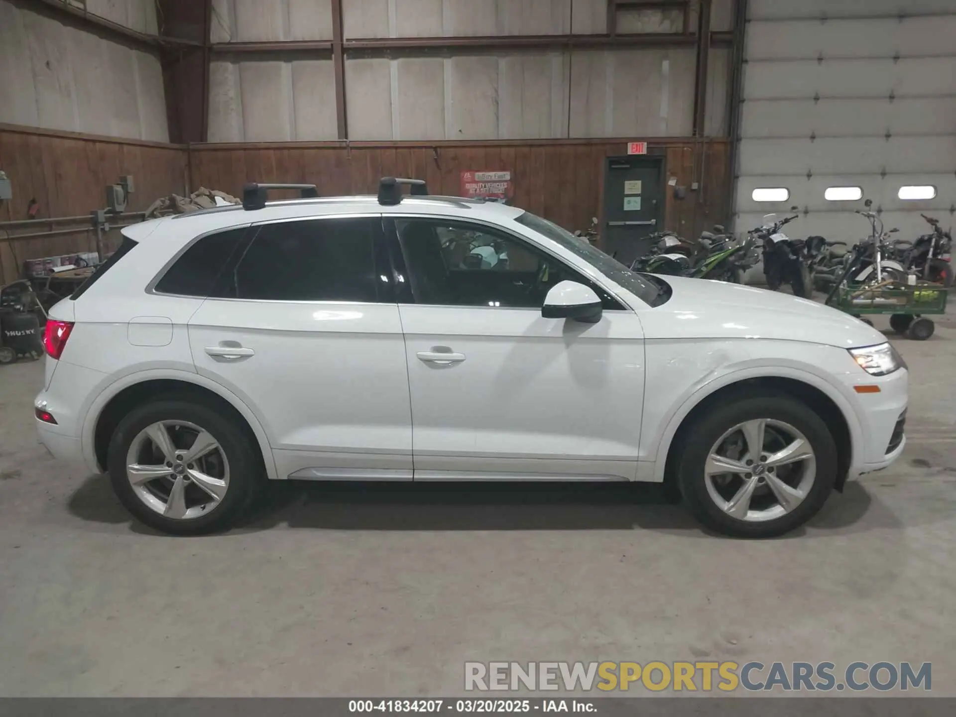 13 Фотография поврежденного автомобиля WA1ANAFY1L2028384 AUDI Q5 2020