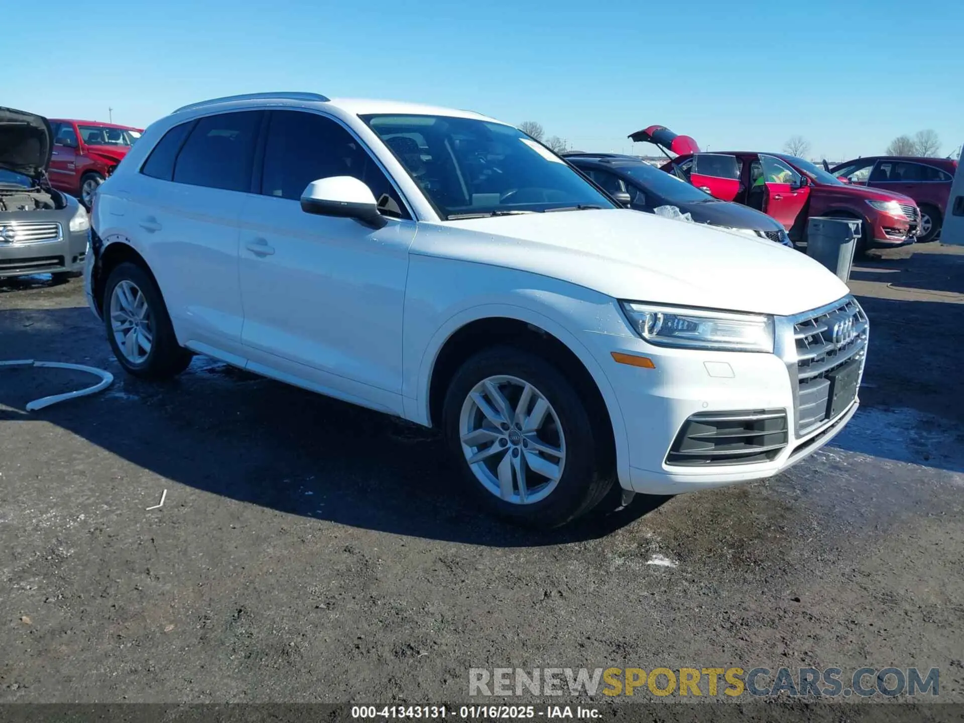 1 Фотография поврежденного автомобиля WA1ANAFY1L2062941 AUDI Q5 2020