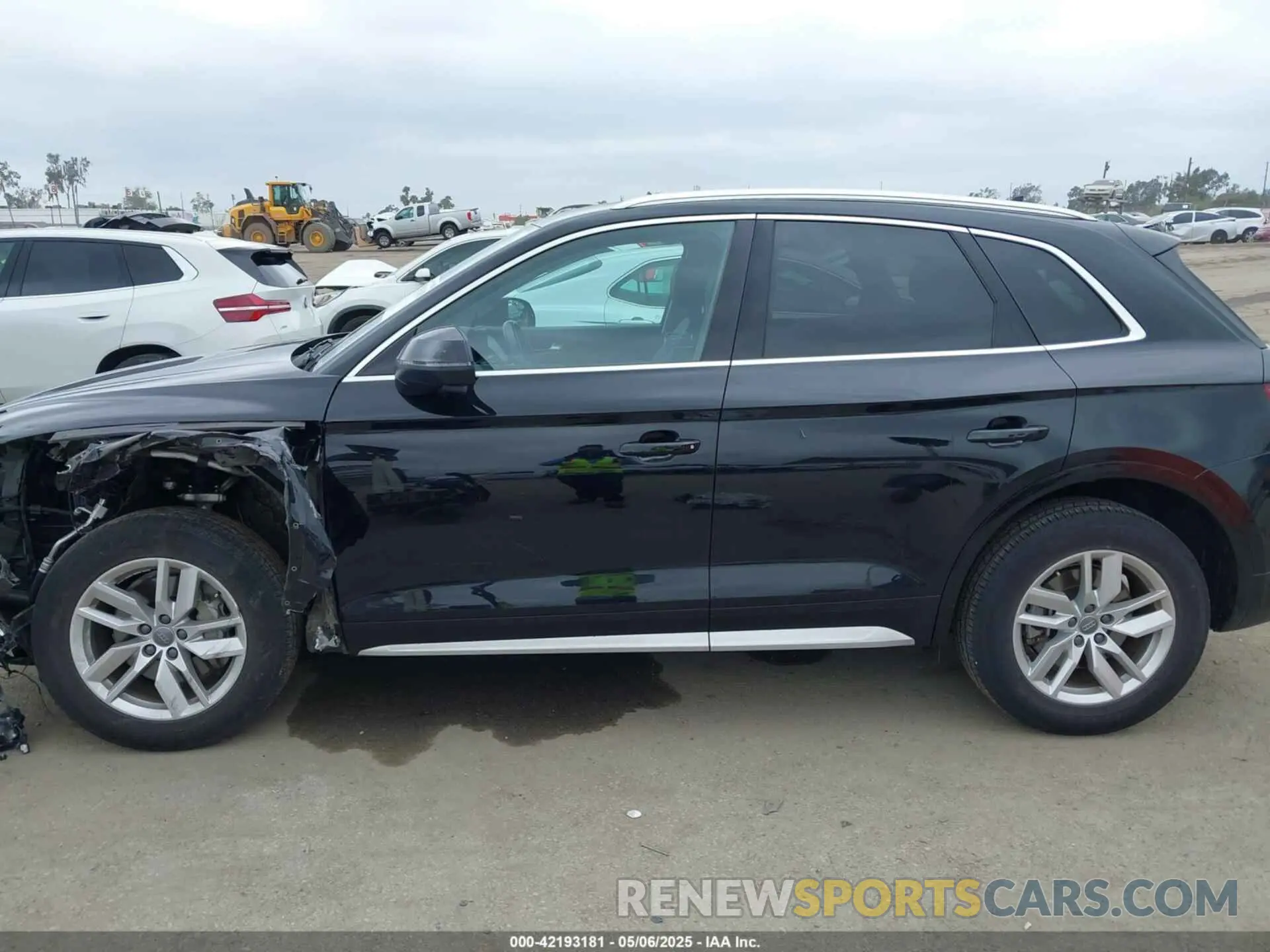 14 Фотография поврежденного автомобиля WA1ANAFY2L2086536 AUDI Q5 2020