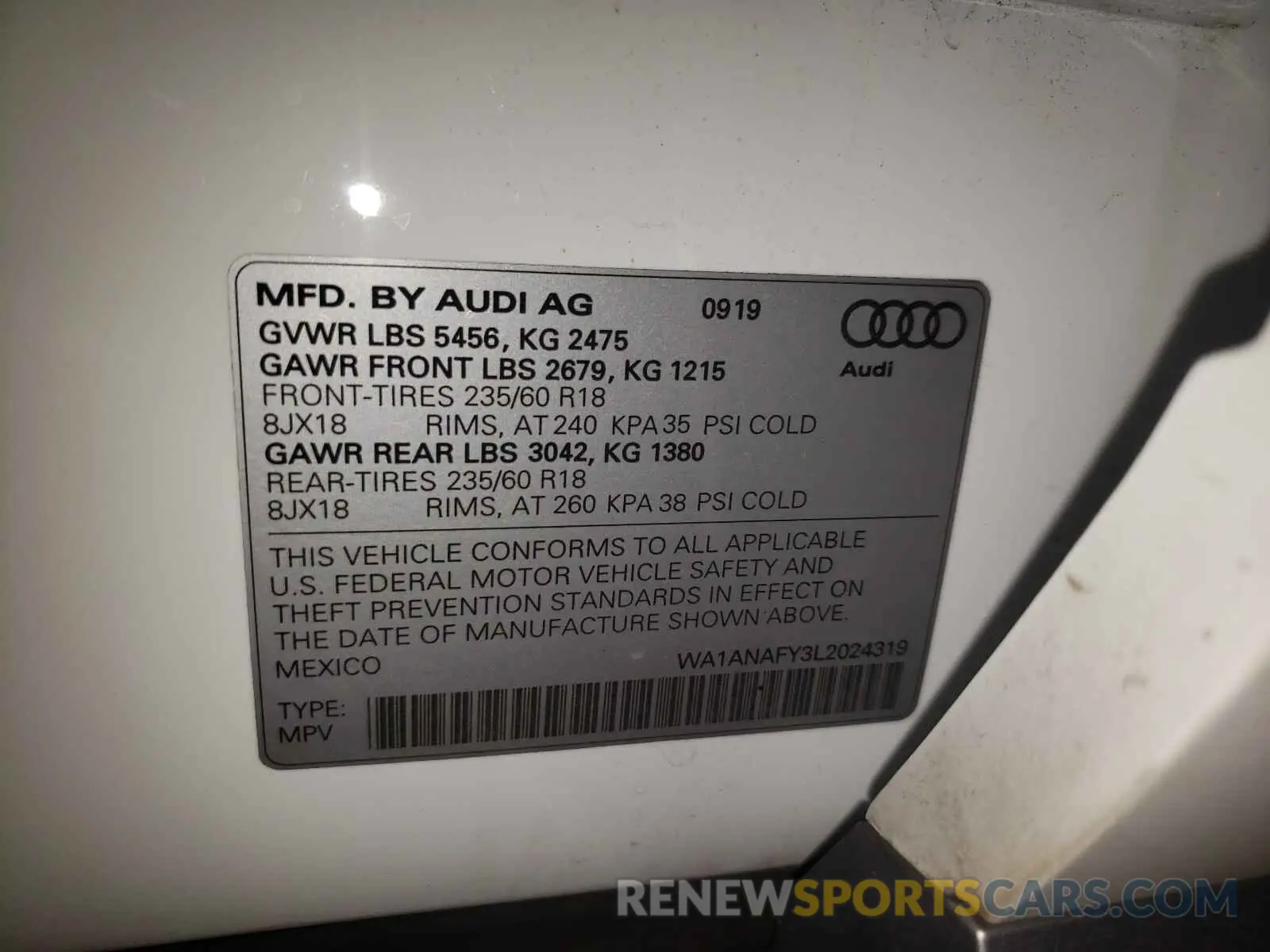 10 Photograph of a damaged car WA1ANAFY3L2024319 AUDI Q5 2020
